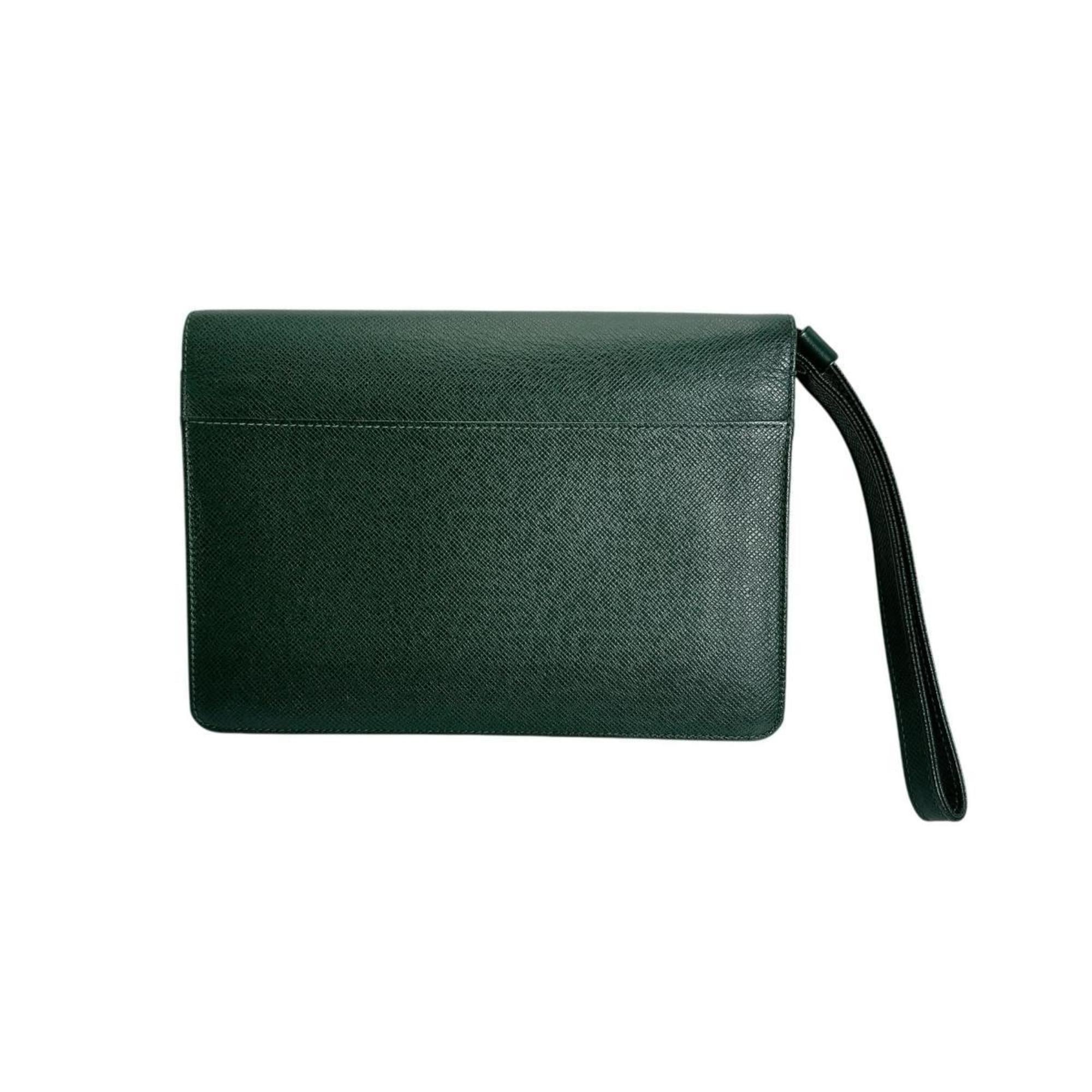 Louis Vuitton Episea Green Taiga Leather Clutch Bag (Pre-Owned)