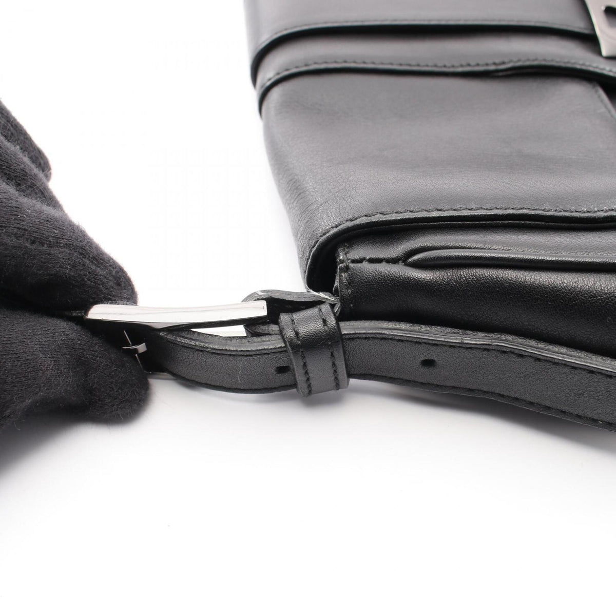 Salvatore Ferragamo Black Leather Handbag Shoulder Bag (Pre-Owned)