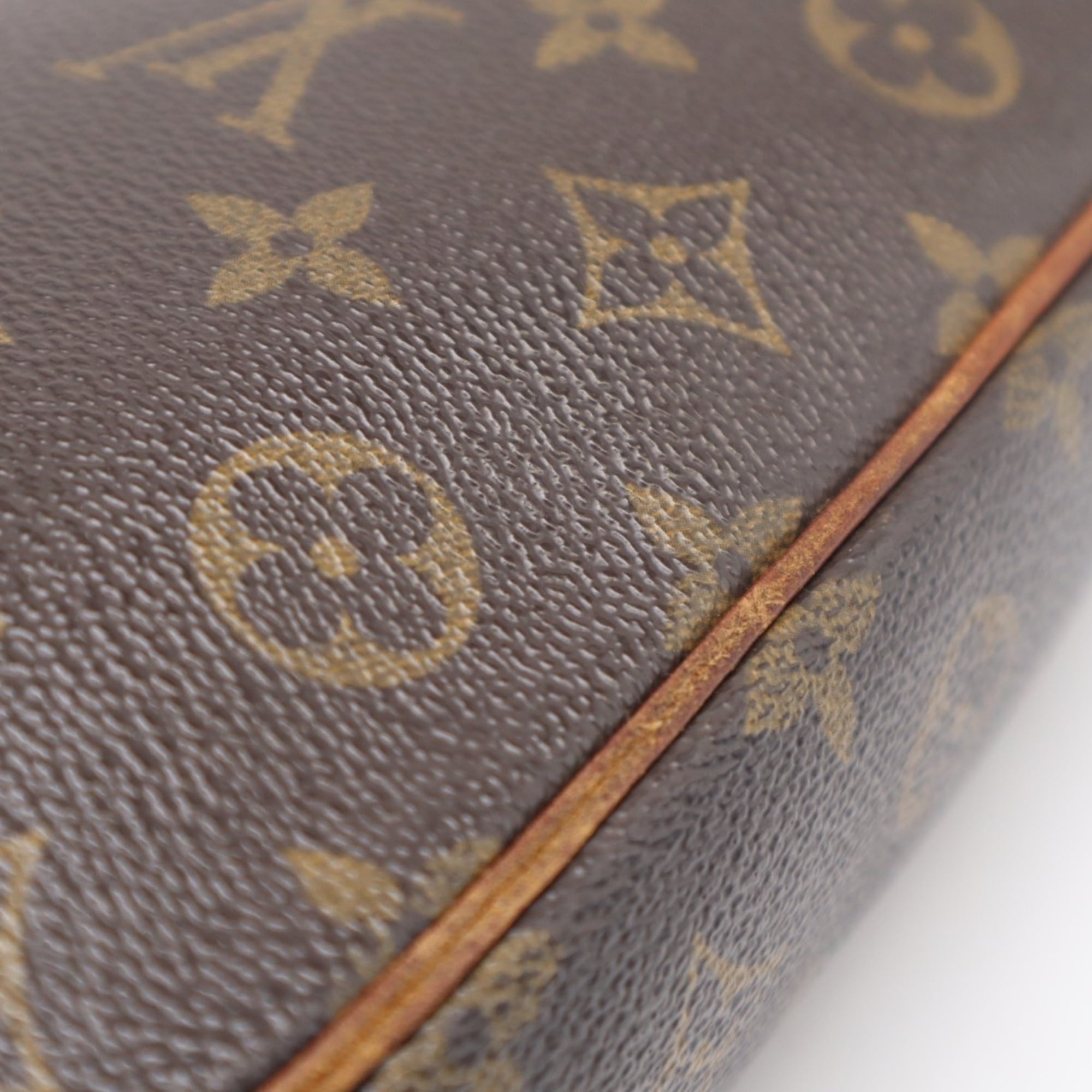 Louis Vuitton Monogram Brown Coated Canvas Leather Pochette Shoulder Bag (Pre-Owned)