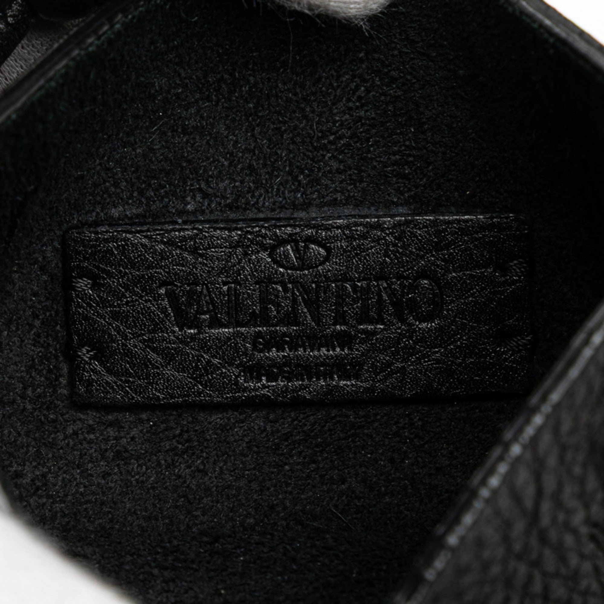 Valentino Garavani Black Leather Shoulder Bag (Pre-Owned)