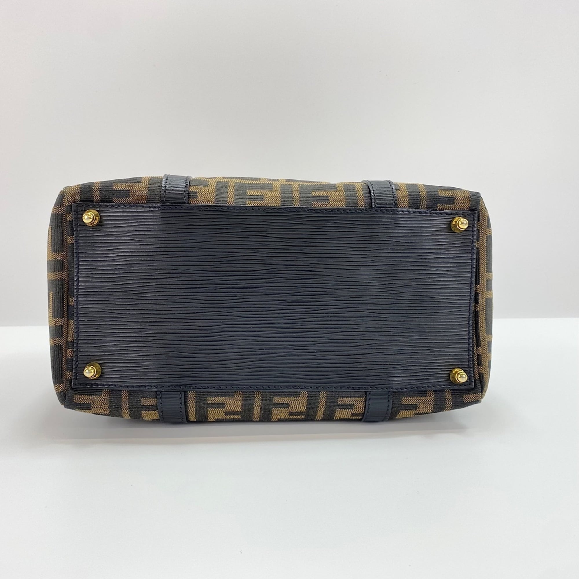 Fendi Beige Handbag (Pre-Owned)