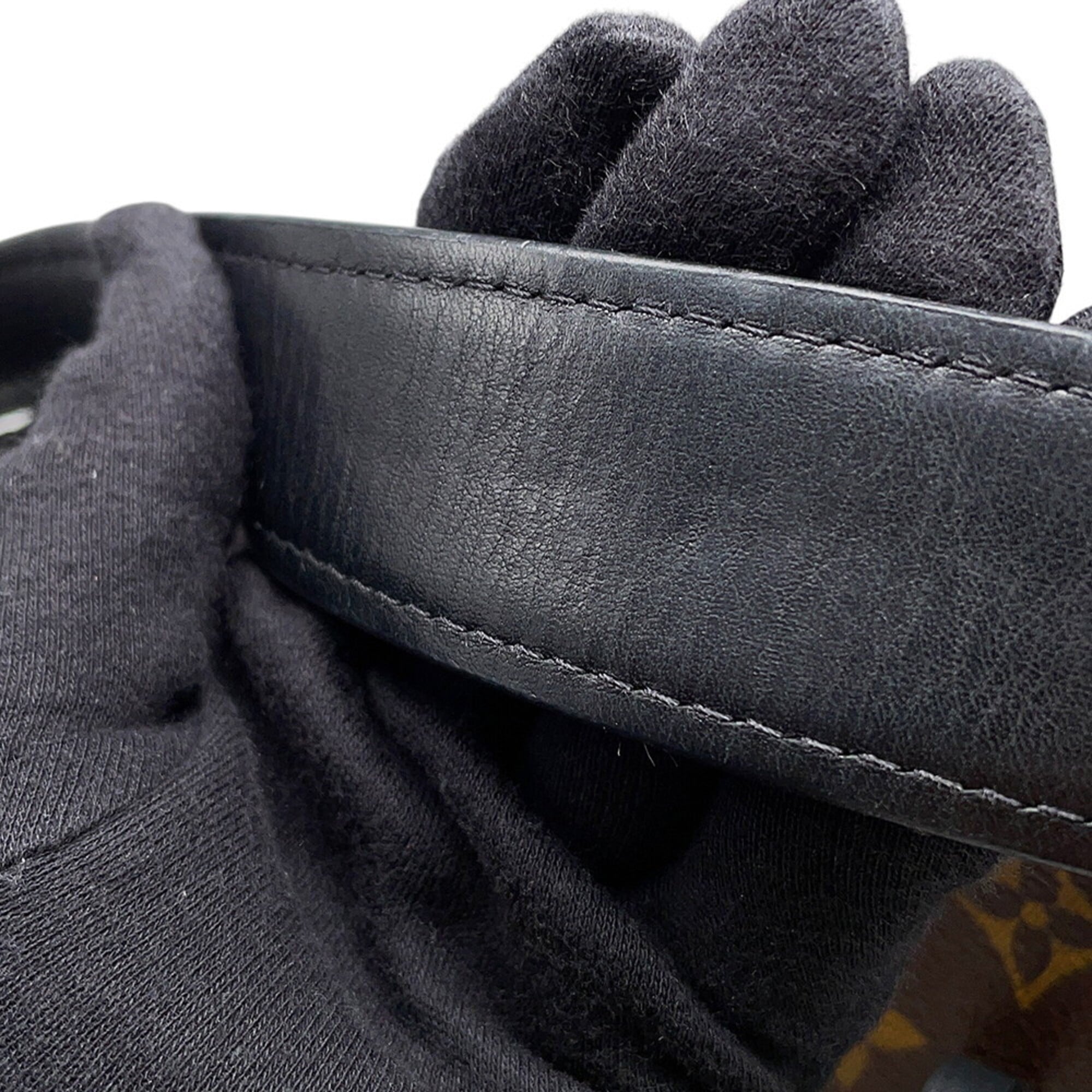 Louis Vuitton Noir Monogram Handbag Pouch Shoulder Bag (Pre-Owned)
