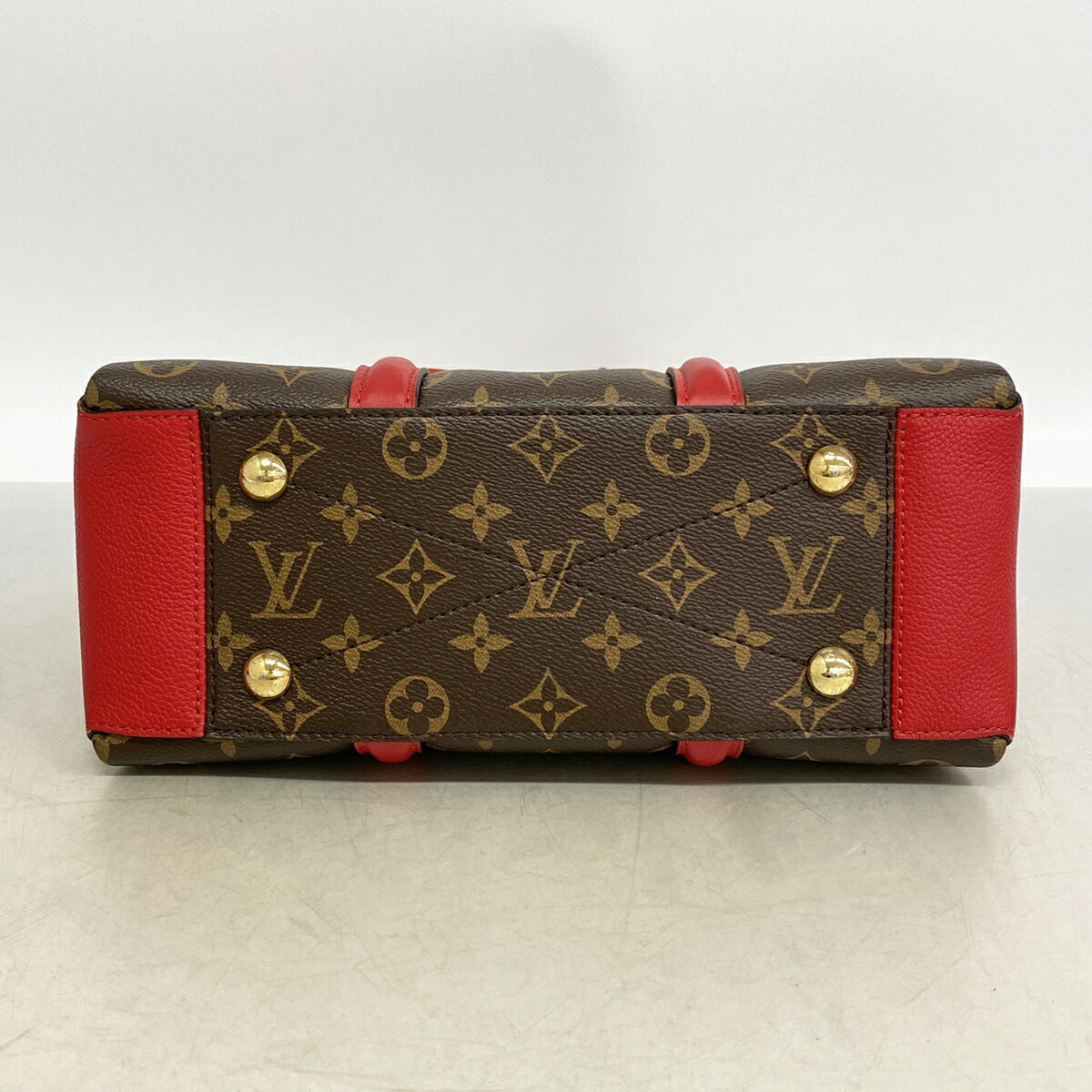 Louis Vuitton Cerise Handbag (Pre-Owned)