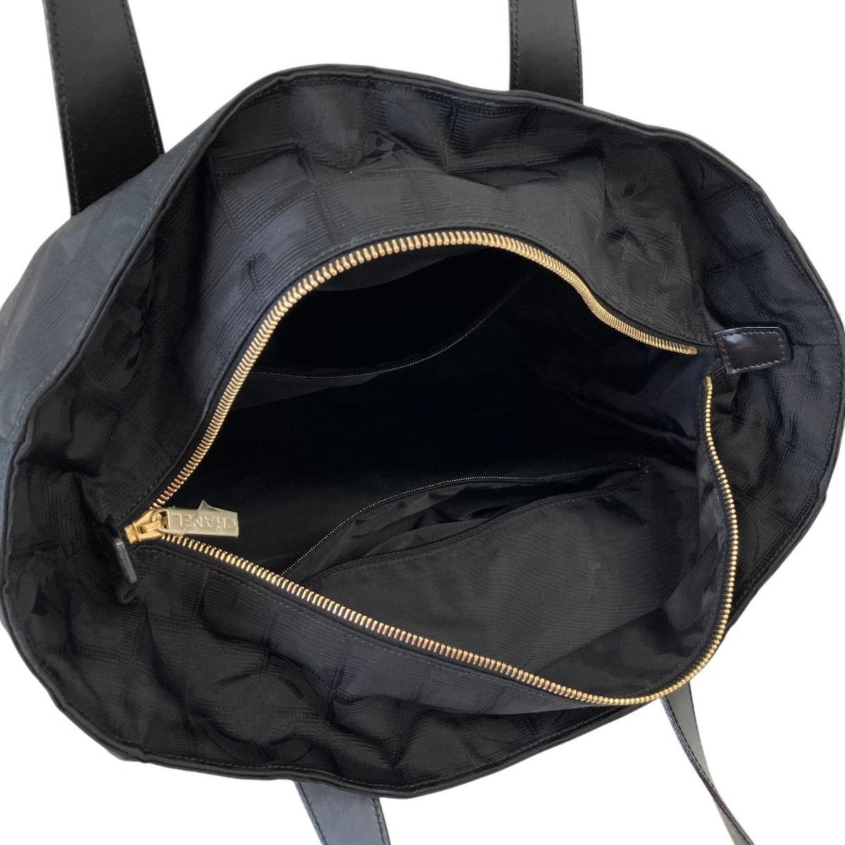 Chanel New Travel Line Black New Travel Line Tote Bag (Pre-Owned)