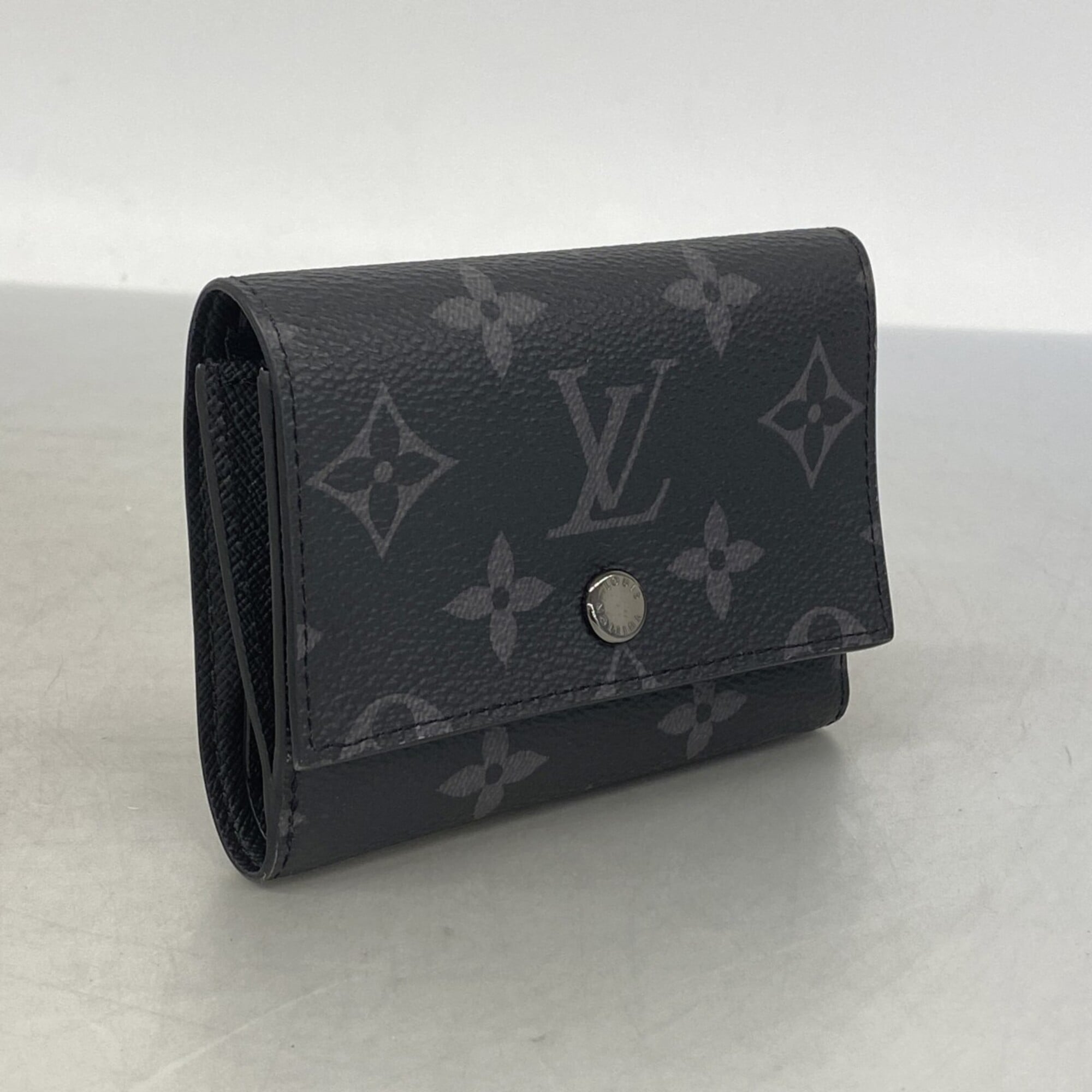 Louis Vuitton Black Wallet (Tri-Fold) (Pre-Owned)