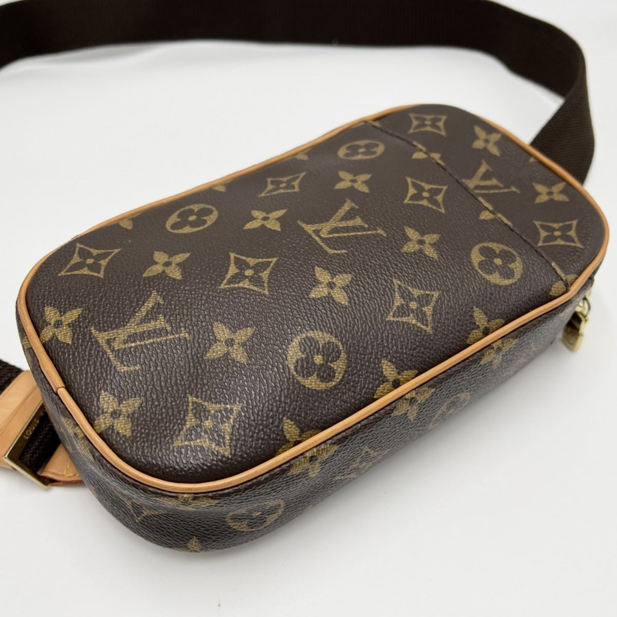 Louis Vuitton Brown Monogram Sling Bag (Pre-Owned)