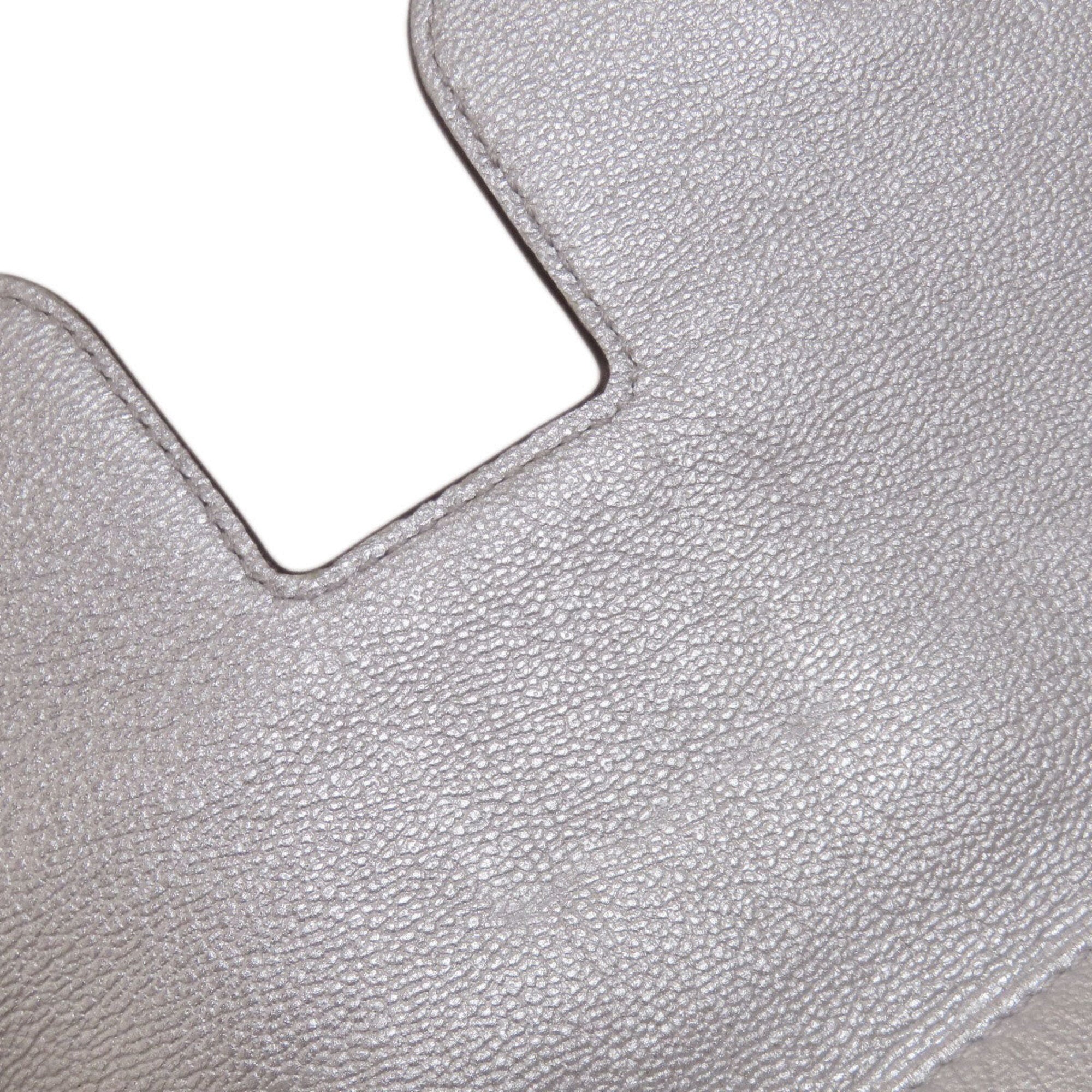 Louis Vuitton Silver Leather Shoulder Bag (Pre-Owned)