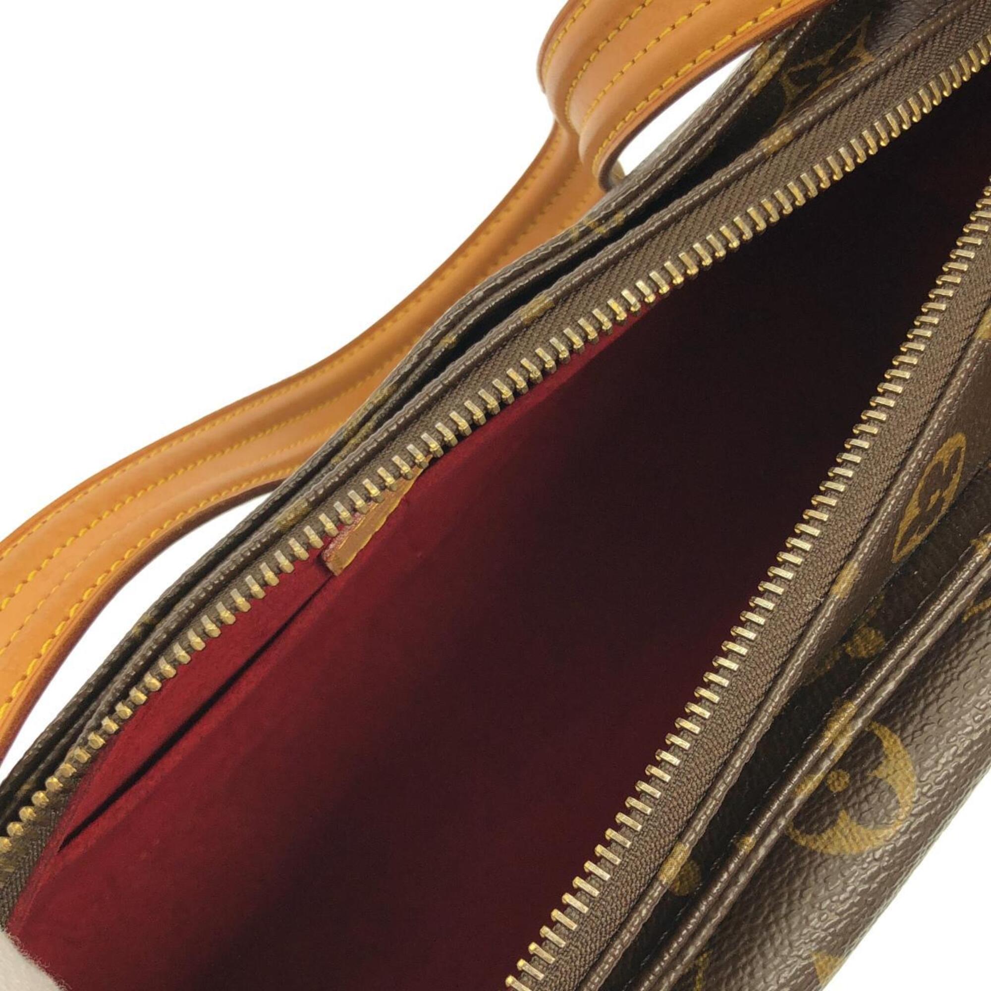 Louis Vuitton Marron Coated Canvas Shoulder Bag (Pre-Owned)