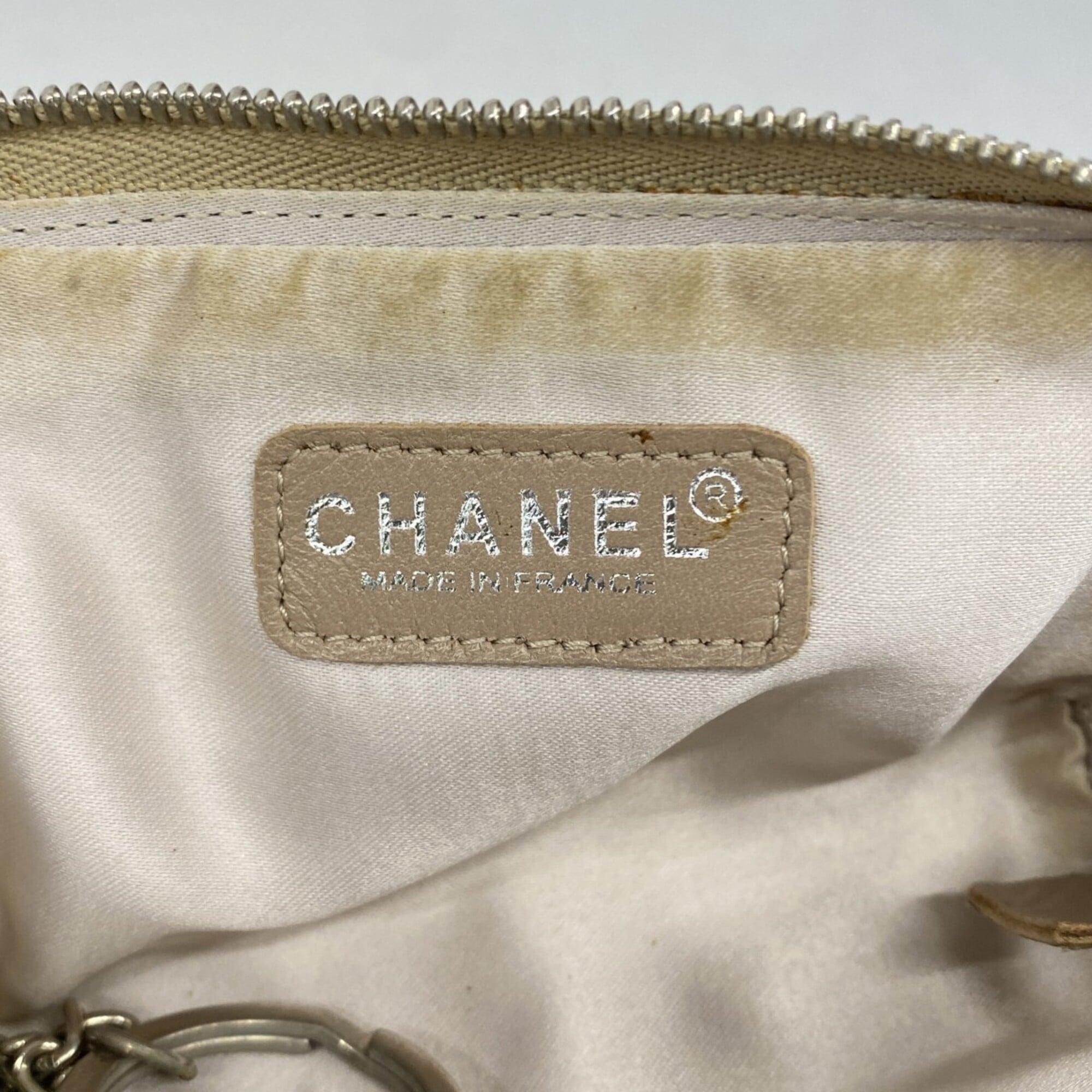Chanel Beige Nylon Coin Purse/Coin Case (Pre-Owned)