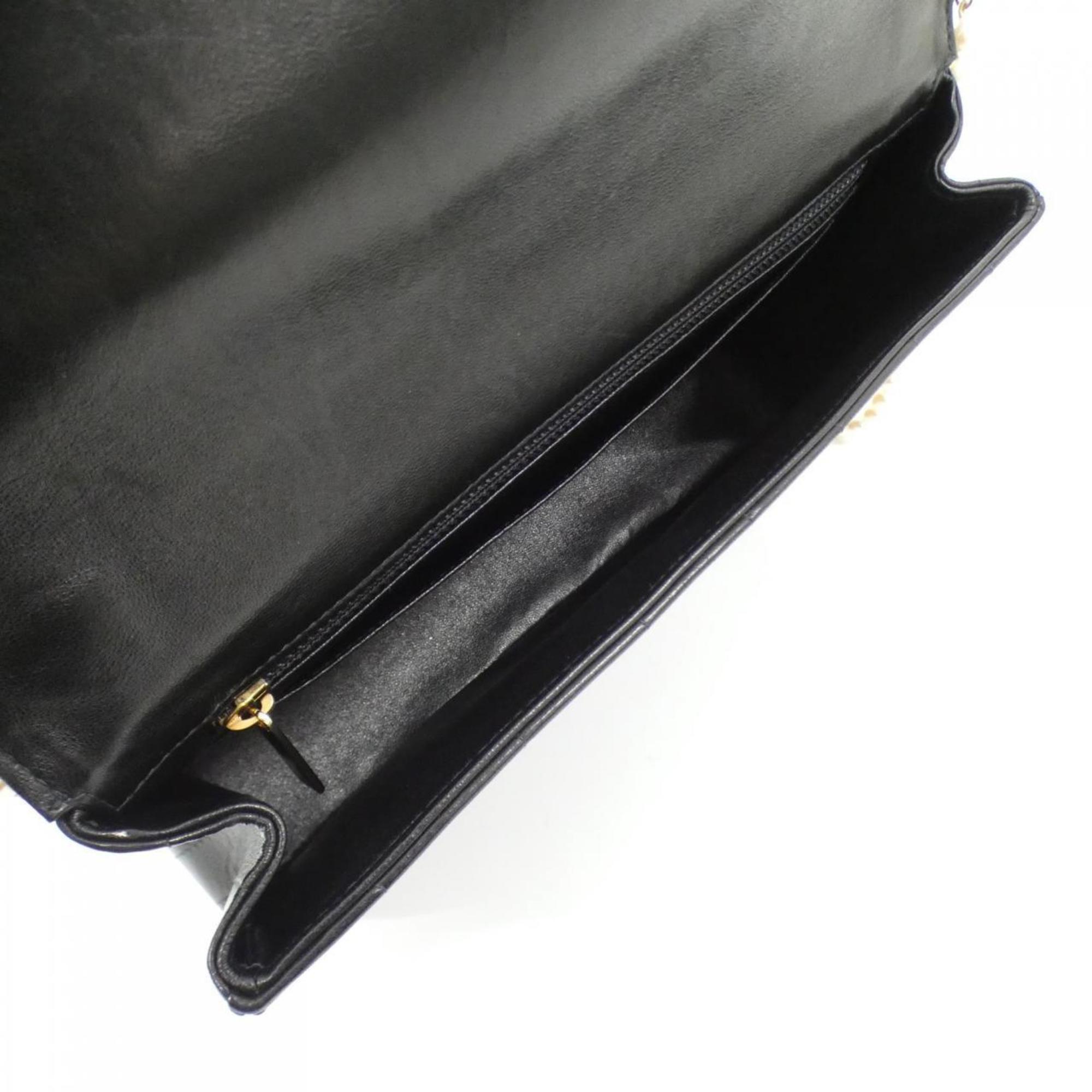 Chanel Black Leather Shoulder Bag (Pre-Owned)