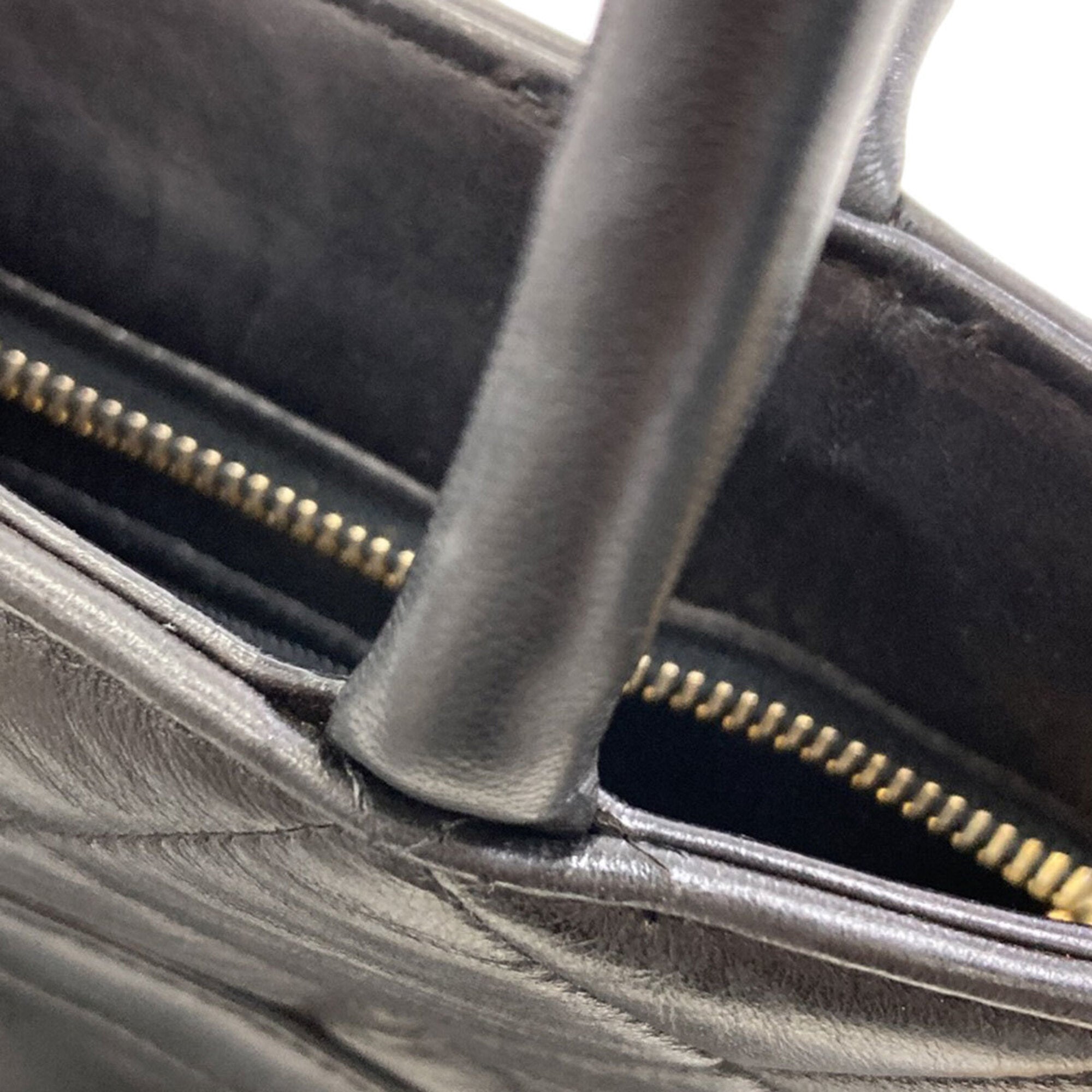 Chanel Black Leather Tote Bag (Pre-Owned)