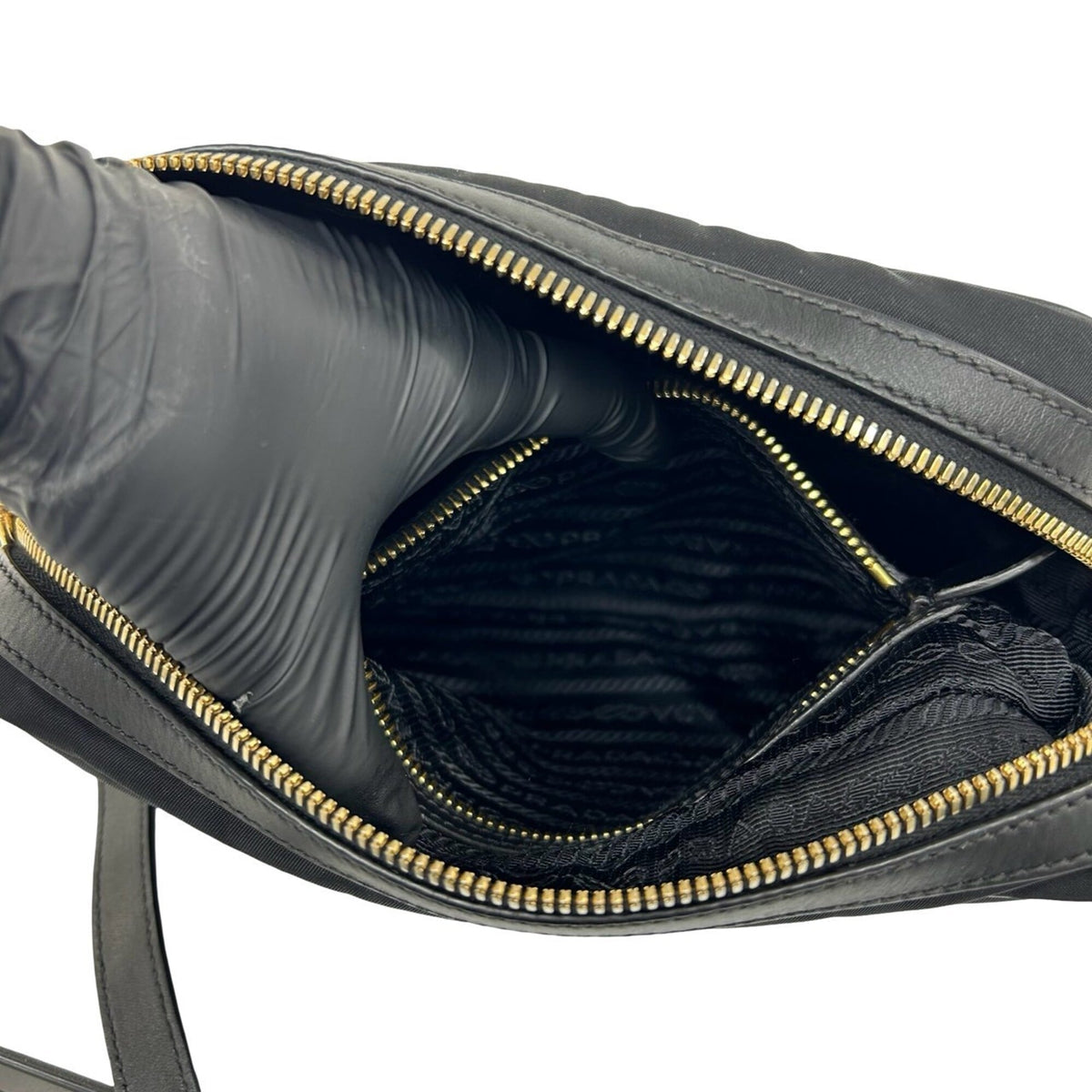 Prada Black Nylon Leather Pochette Shoulder Bag (Pre-Owned)