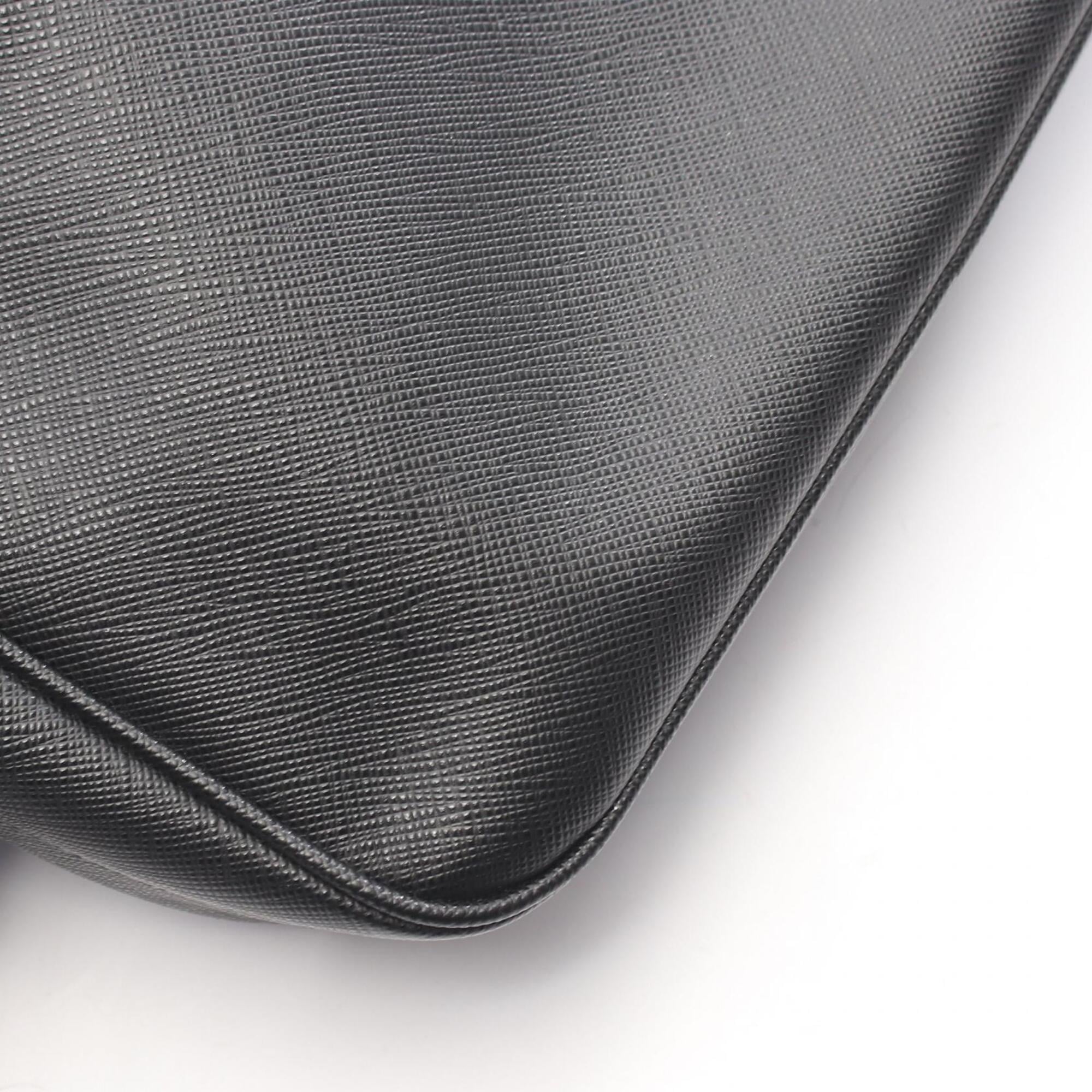 Prada Black Saffiano Triangle Handbag Pouch Shoulder Bag (Pre-Owned)