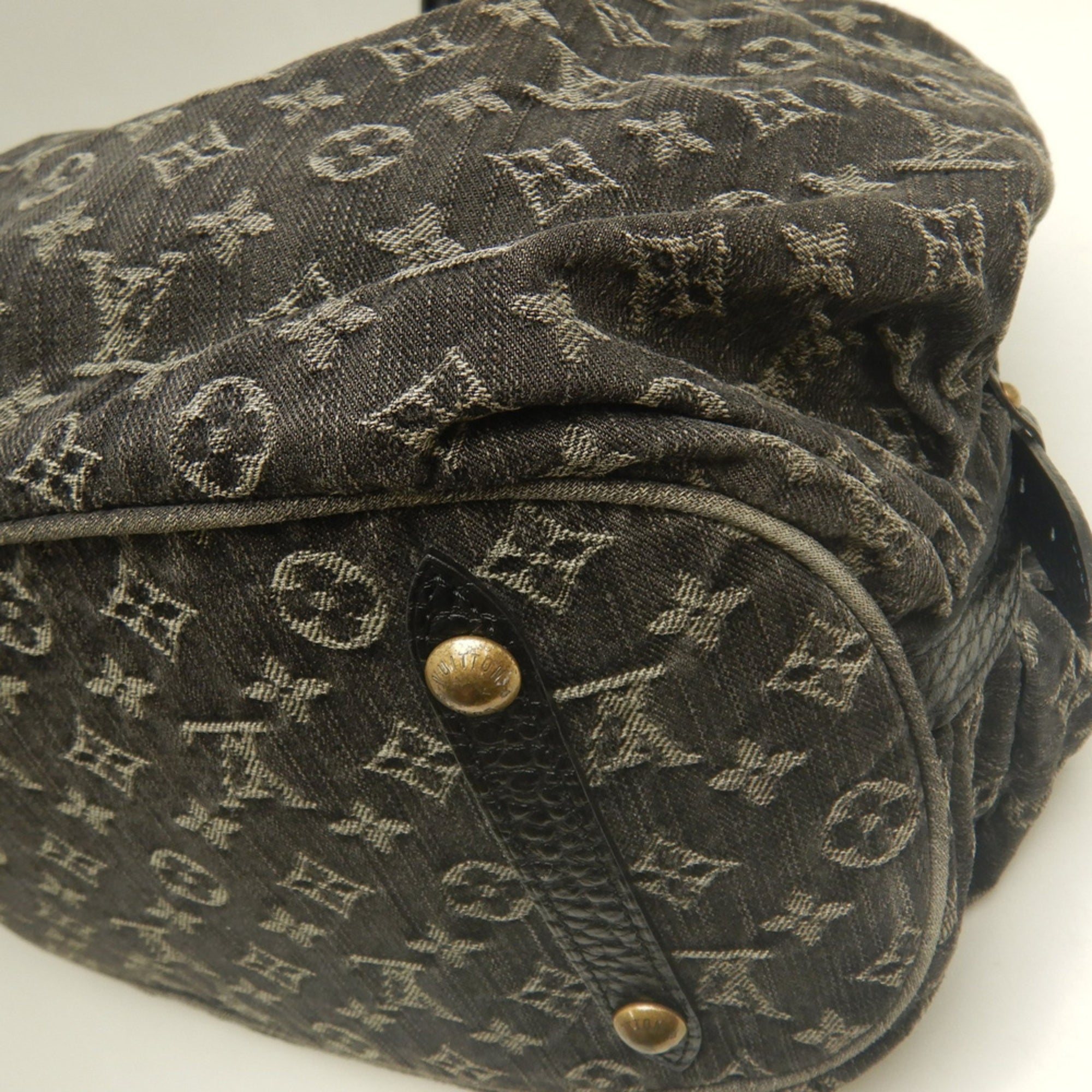 Louis Vuitton Noir Monogram Denim Tote Bag (Pre-Owned)