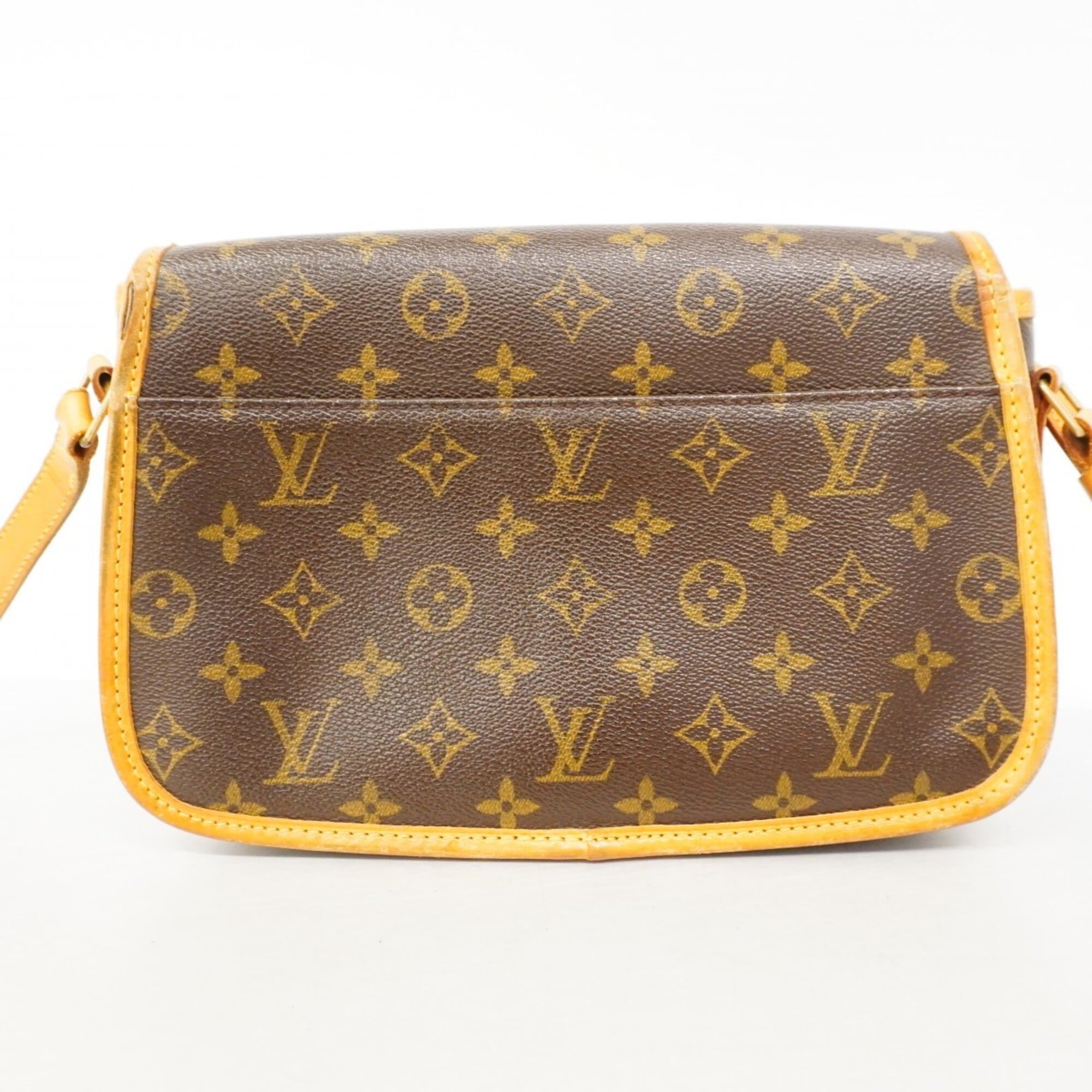 Louis Vuitton Brown Shoulder Bag (Pre-Owned)