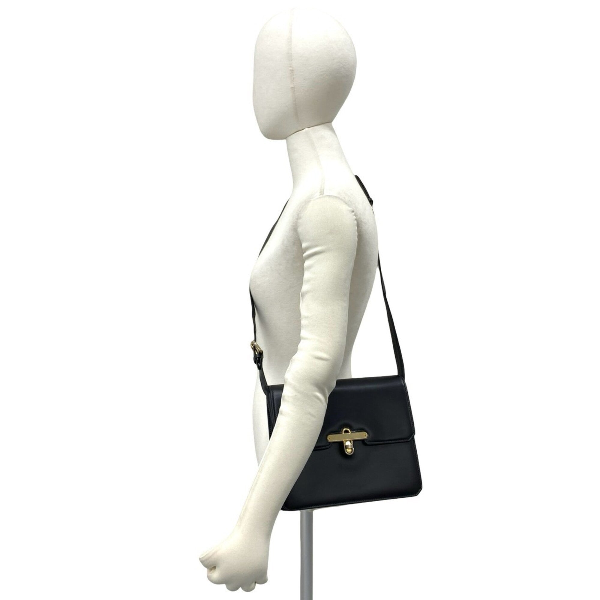 Gucci Black Leather Pochette Shoulder Bag (Pre-Owned)