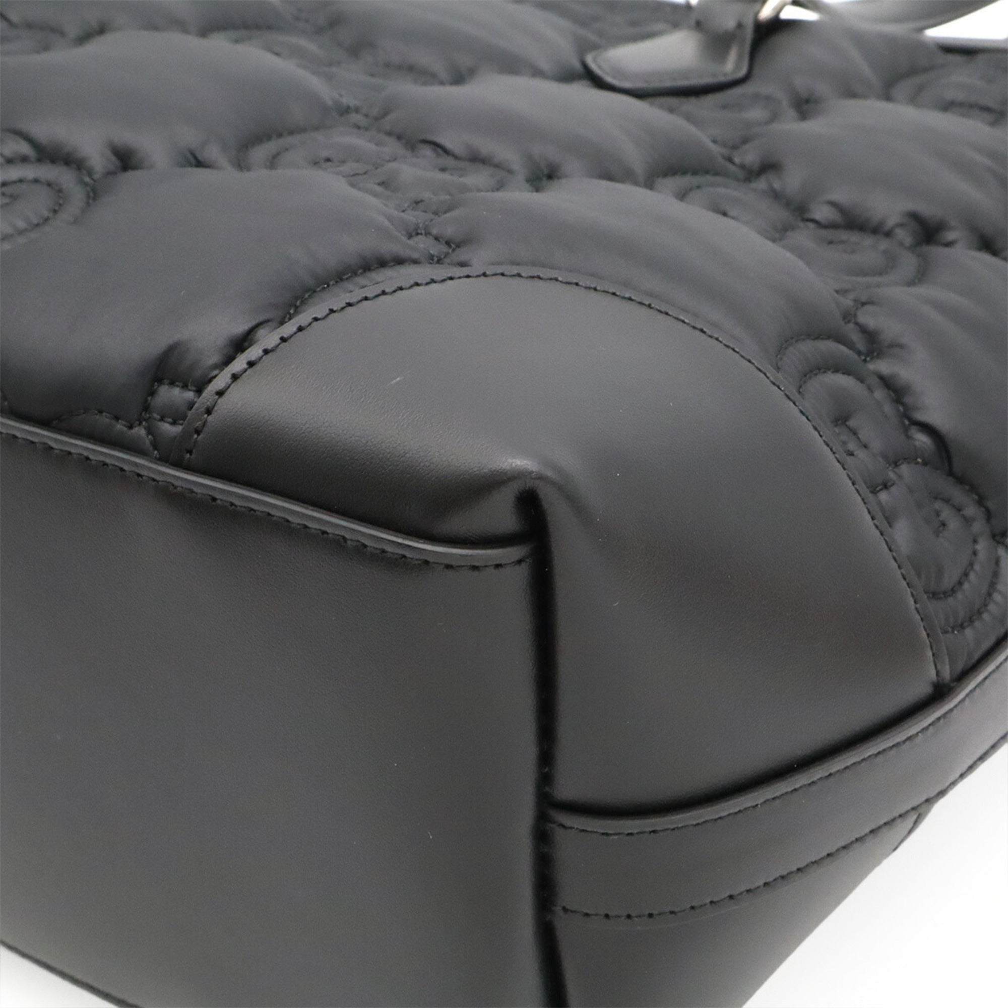 Gucci Black Nylon Shoulder Bag Tote Bag (Pre-Owned)