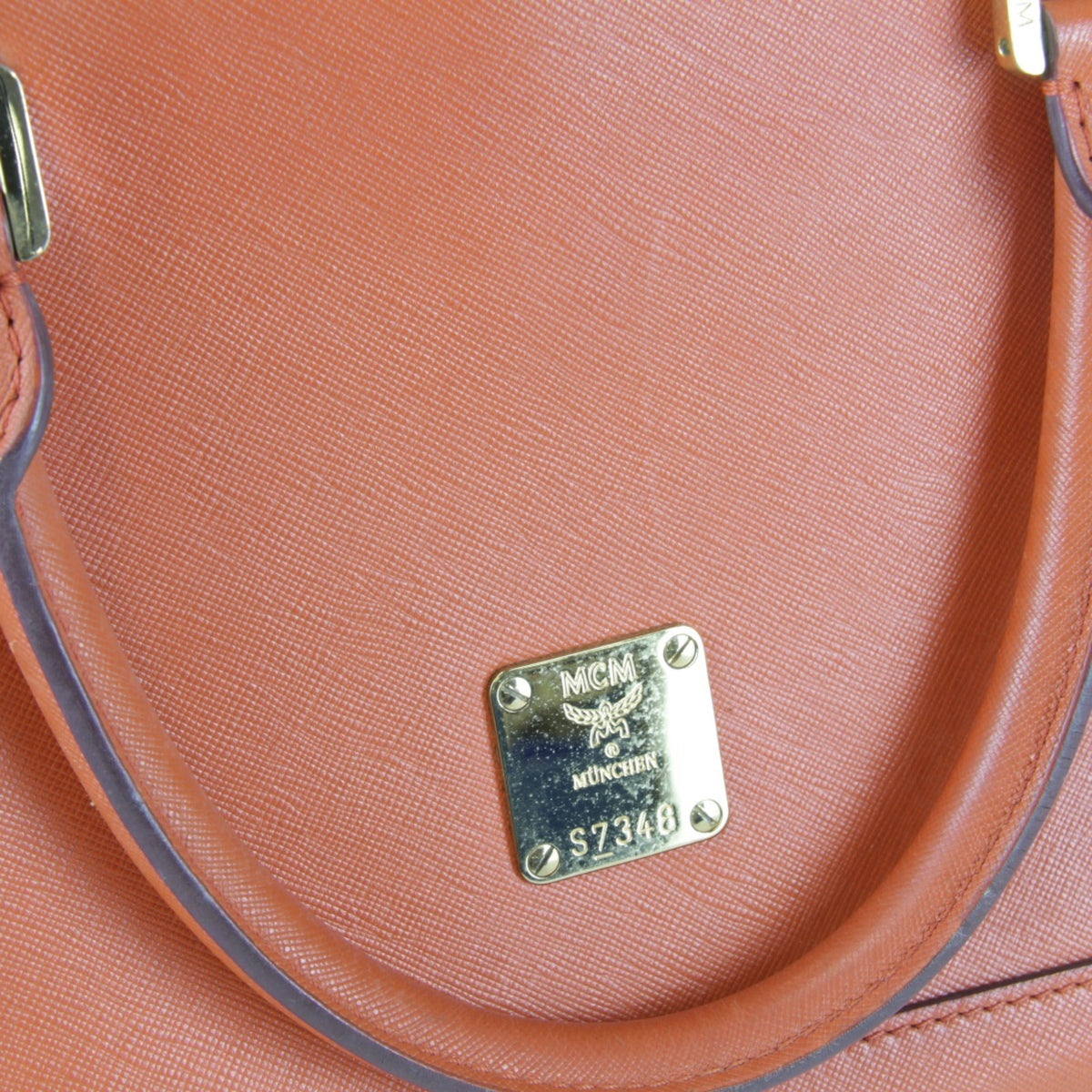 Mcm Orange Leather Shoulder Bag (Pre-Owned)
