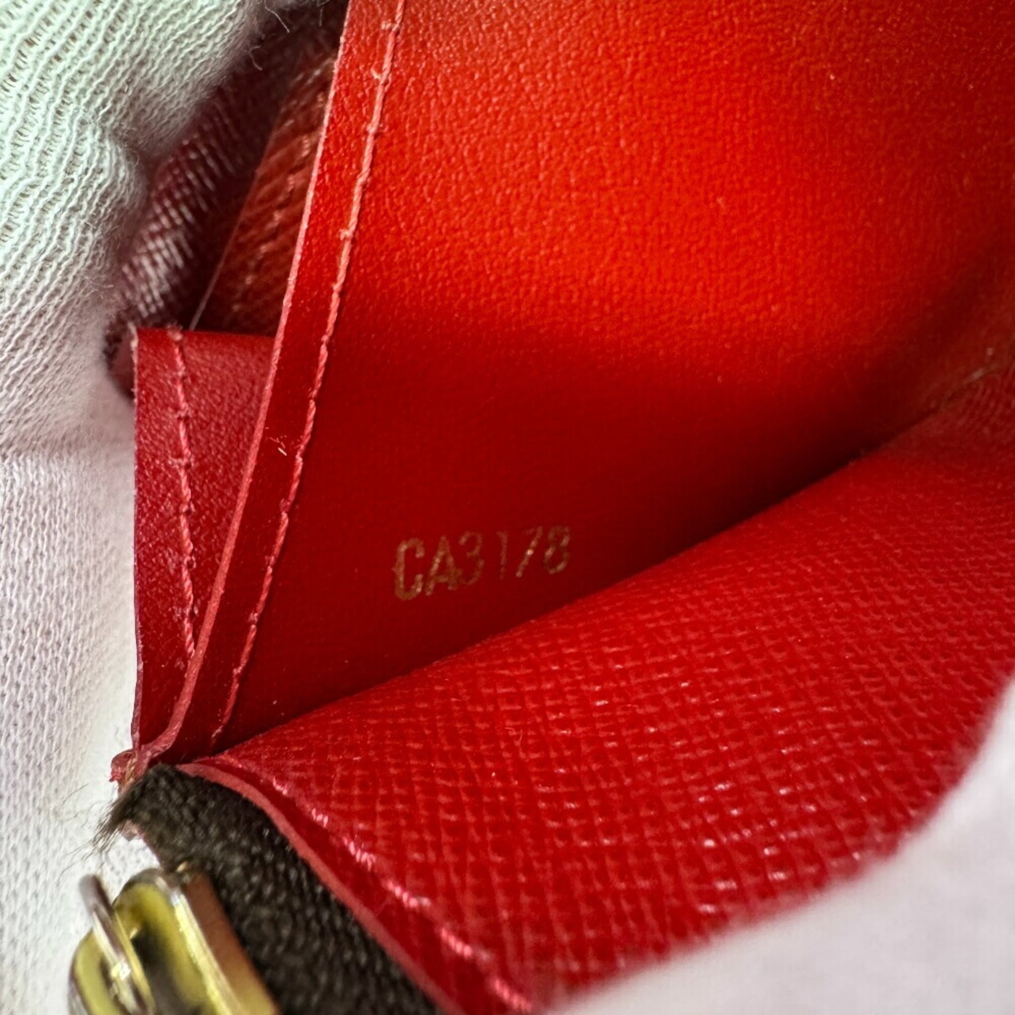 Louis Vuitton Brown Red Color Leather Coin Purse/Coin Case (Pre-Owned)