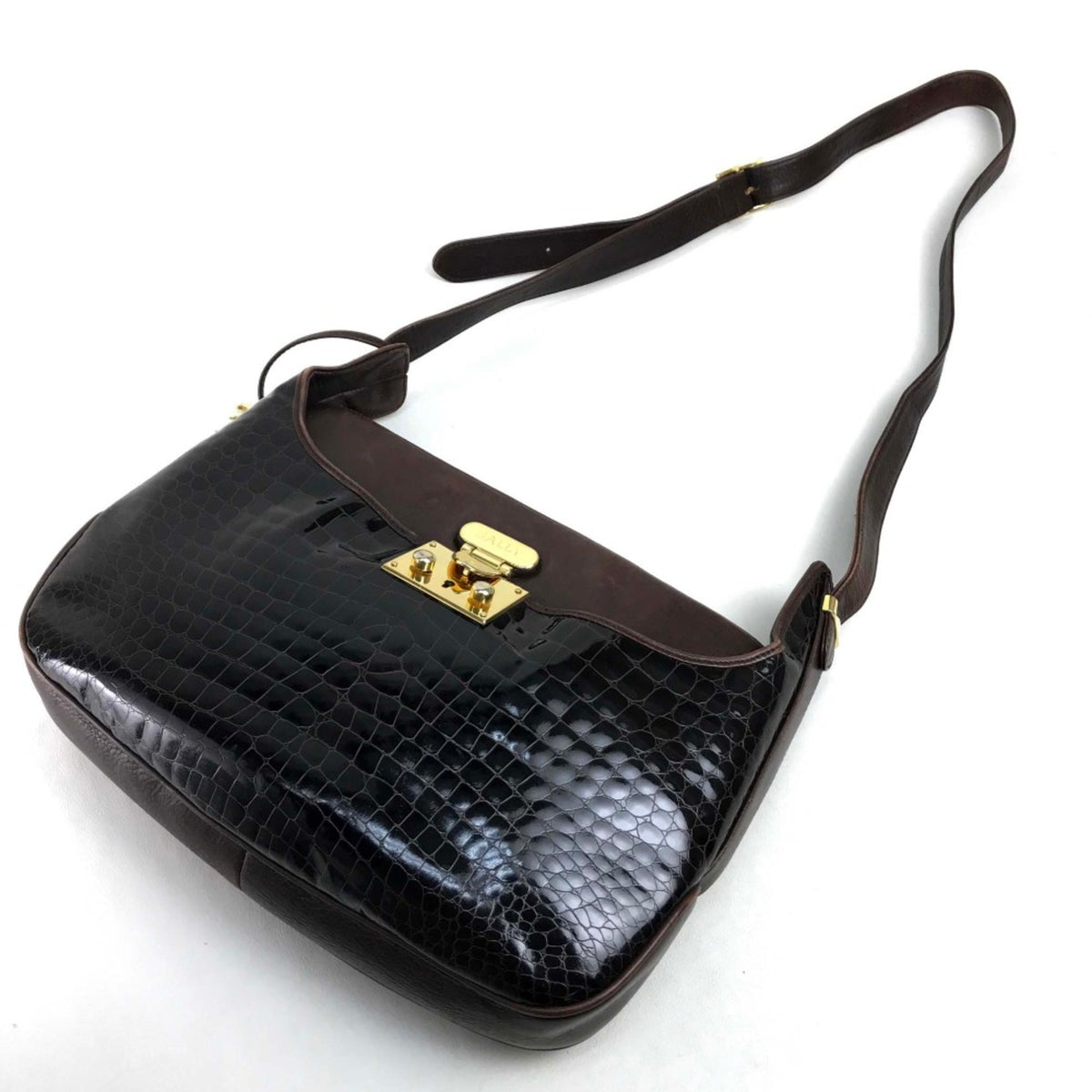 Bally Brown Leather Shoulder Bag (Pre-Owned)