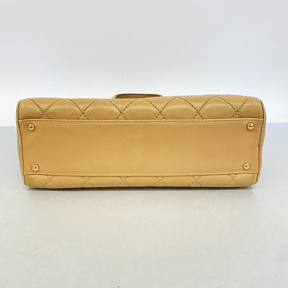 Chanel Beige Leather Handbag (Pre-Owned)