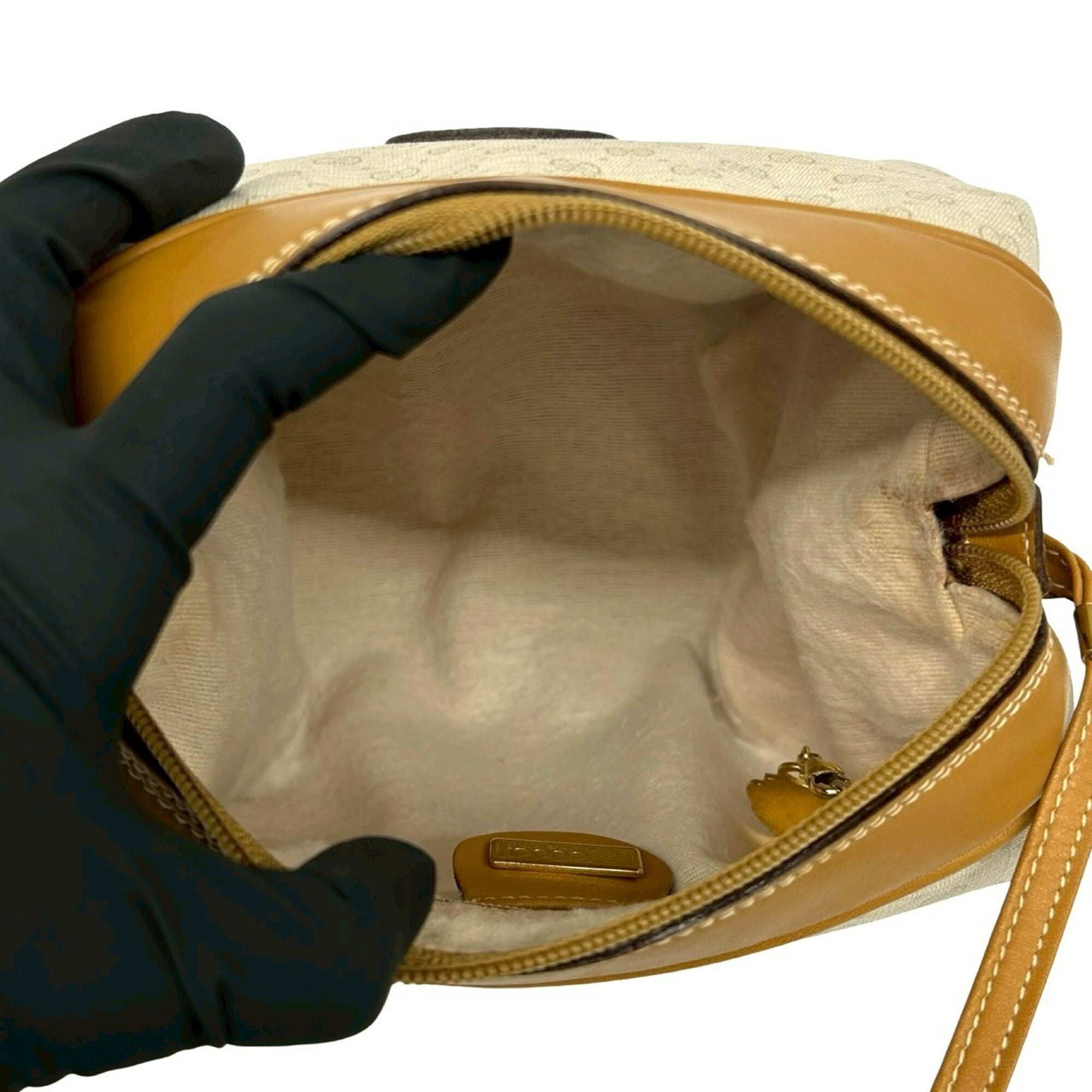 Gucci Brown Ivory Pvc Leather Pochette Shoulder Bag (Pre-Owned)