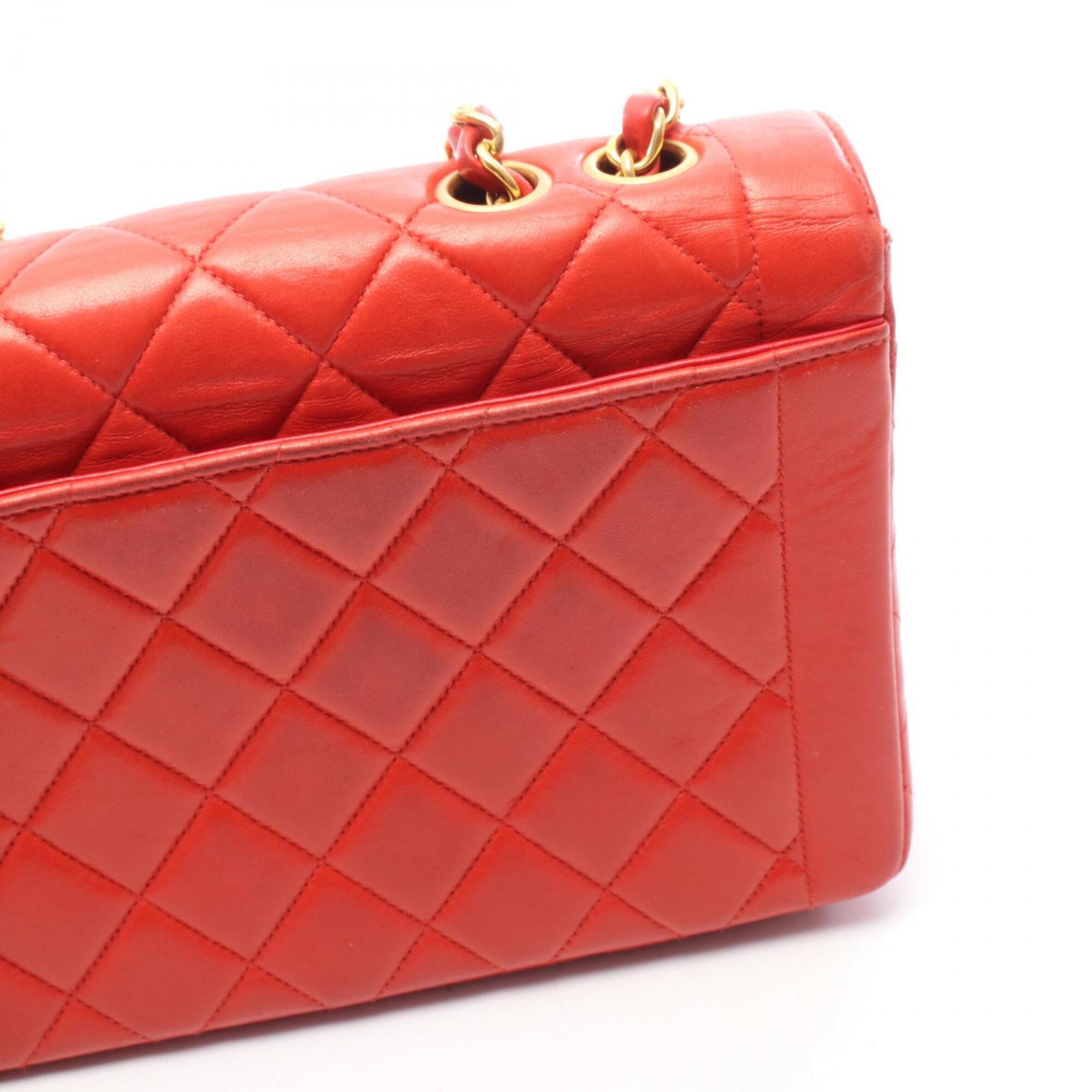 Chanel Red Color Leather Handbag Shoulder Bag (Pre-Owned)