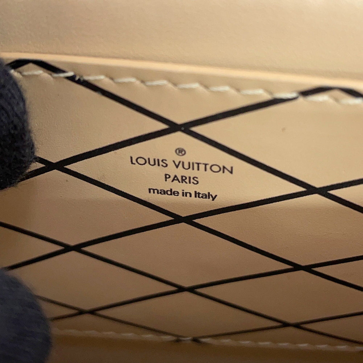 Louis Vuitton Brown Monogram Reverse Shoulder Bag (Pre-Owned)