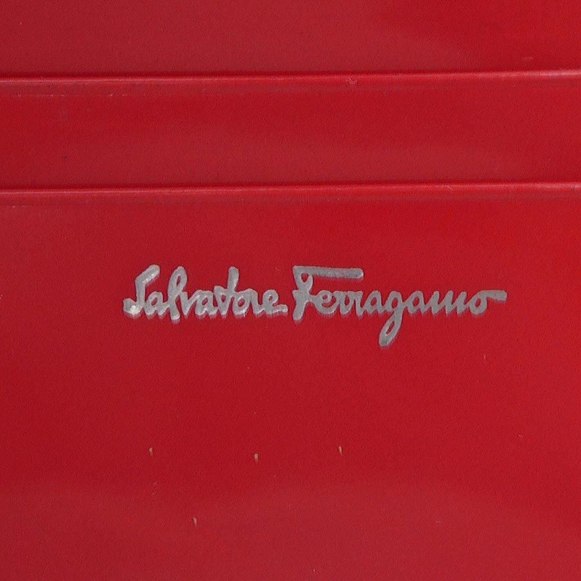 Salvatore Ferragamo Red Color Leather Wallet (Bi-Fold) (Pre-Owned)