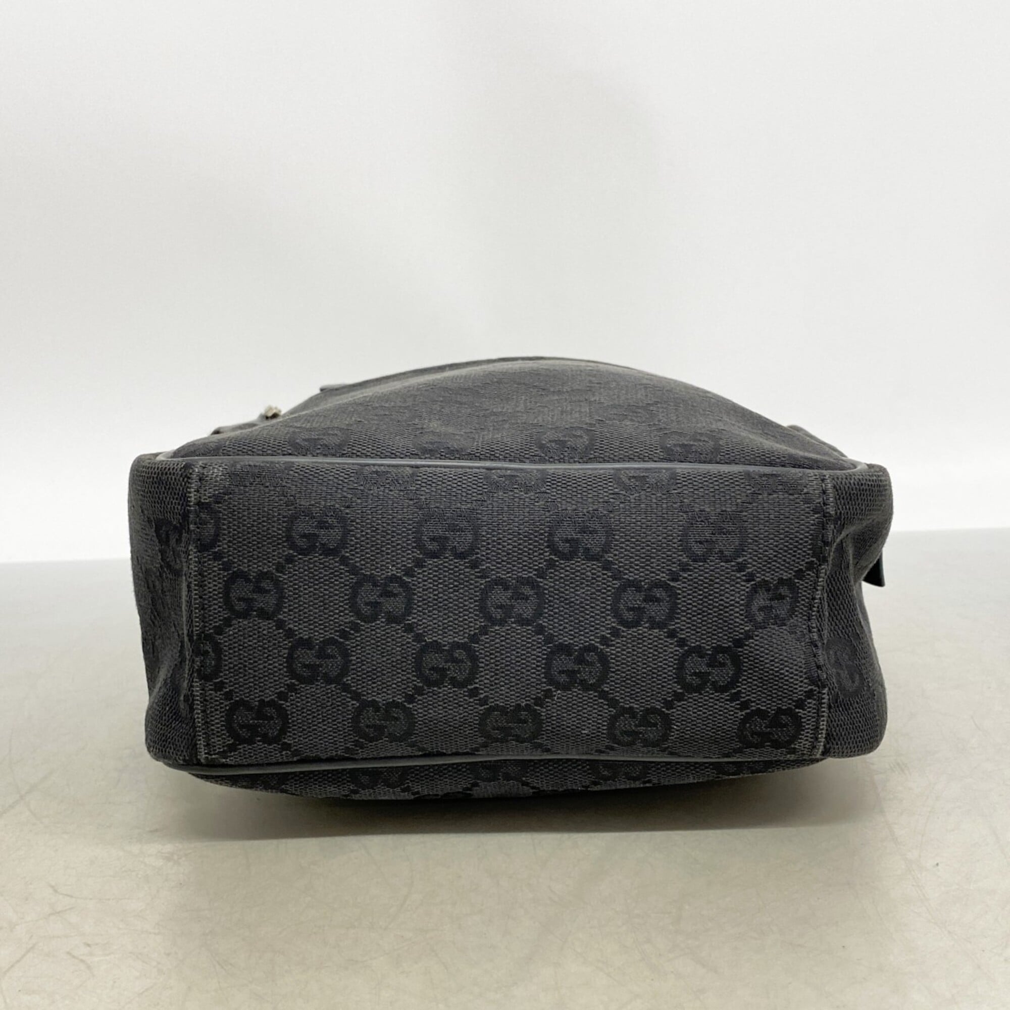 Gucci Black Canvas Shoulder Bag (Pre-Owned)