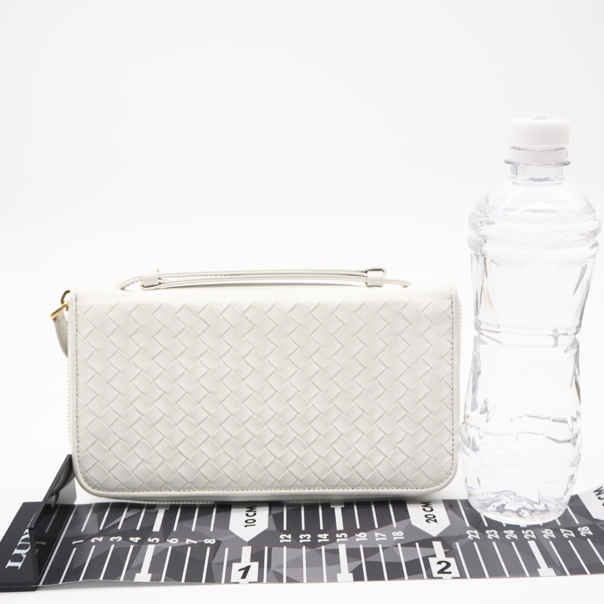 Bottega Veneta Intrecciato White Leather Long Bill Wallet (Bi-Fold) (Pre-Owned)
