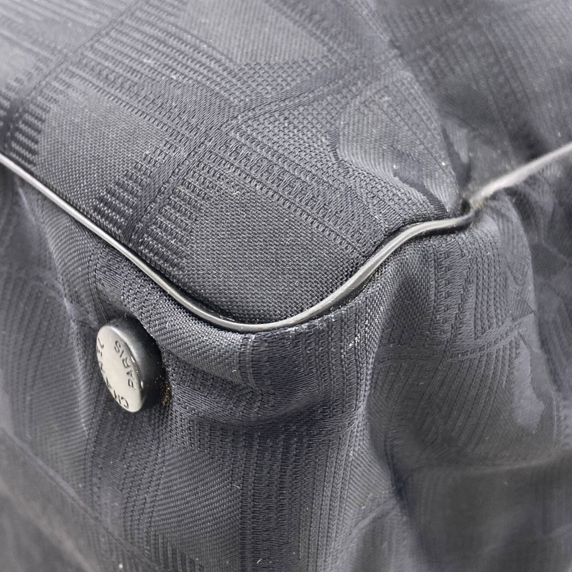 Chanel Black Nylon Tote Bag (Pre-Owned)