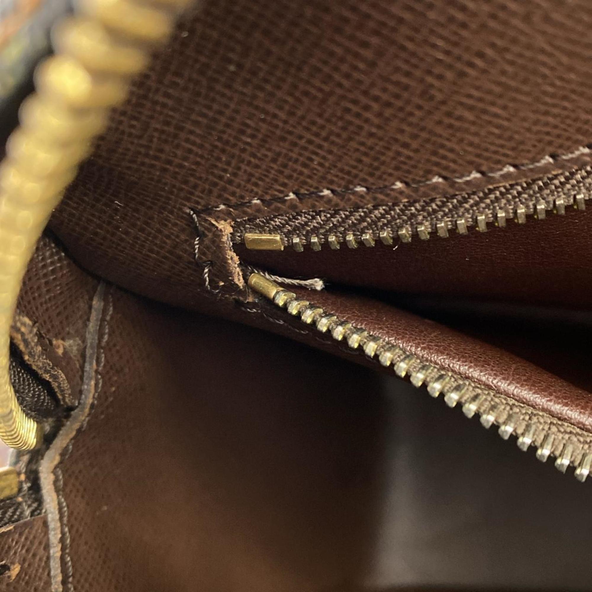 Louis Vuitton Brown Coated Canvas Shoulder Bag (Pre-Owned)