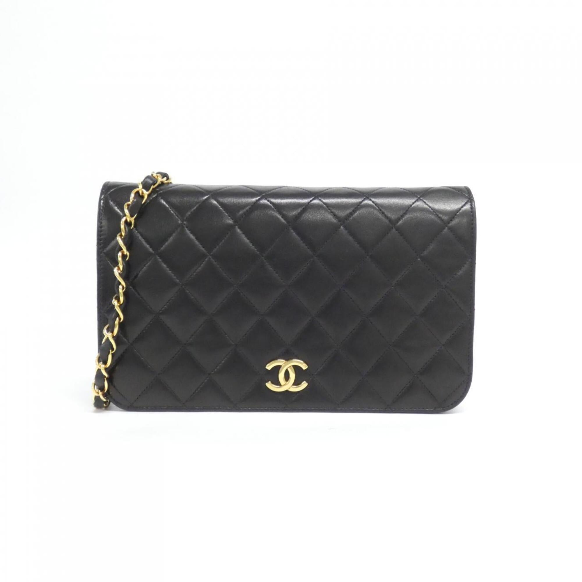 Chanel Black Leather Shoulder Bag (Pre-Owned)