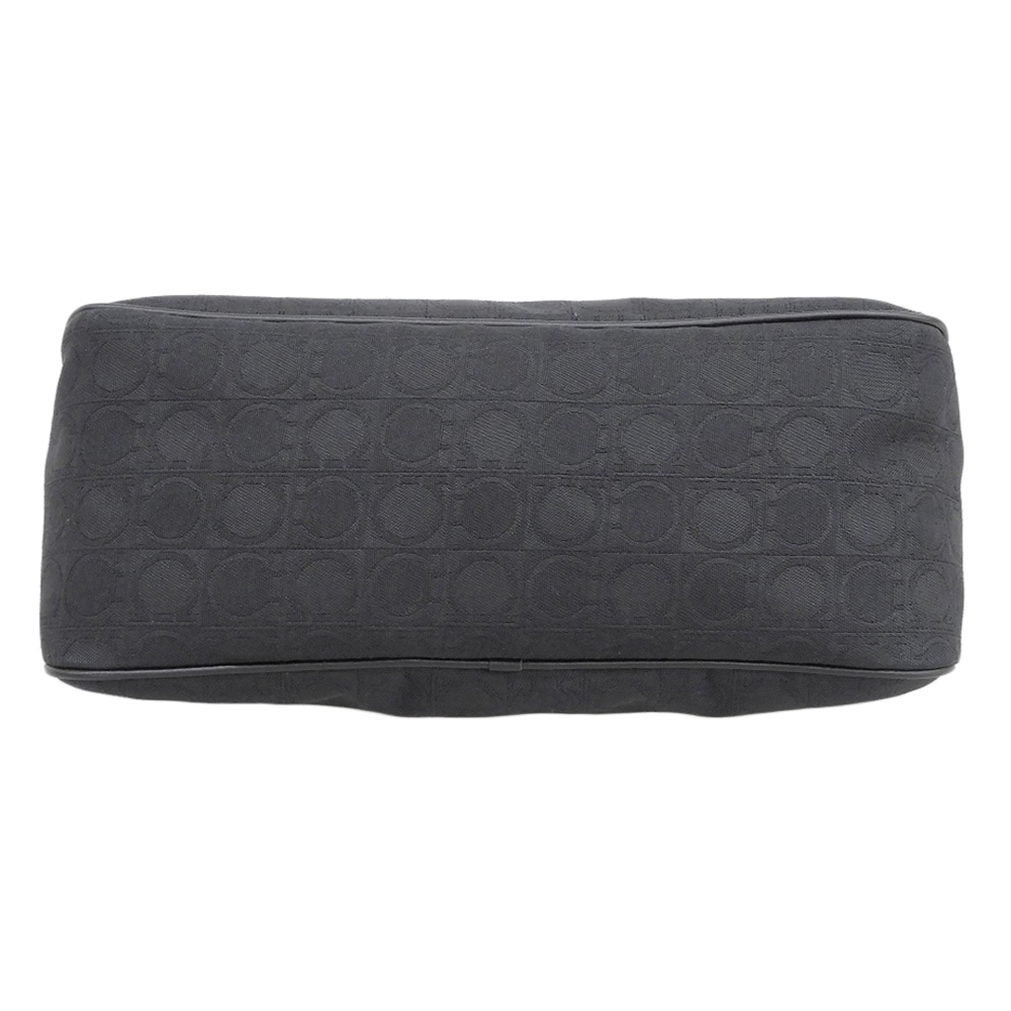 Salvatore Ferragamo Black Canvas Shoulder Bag (Pre-Owned)