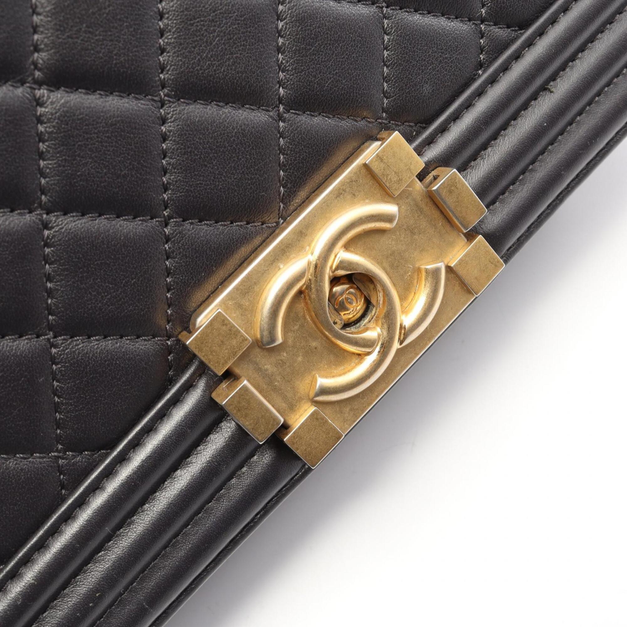 Chanel Gray Leather Handbag Shoulder Bag (Pre-Owned)