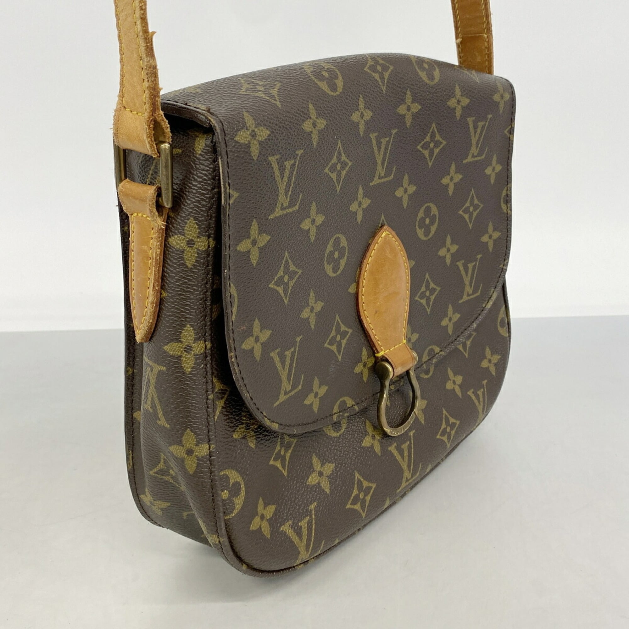 Louis Vuitton Brown Shoulder Bag (Pre-Owned)