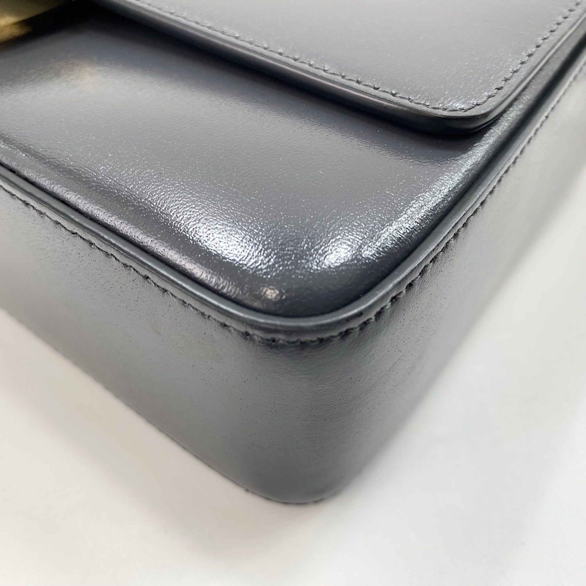 Givenchy Gray Leather Shoulder Bag (Pre-Owned)