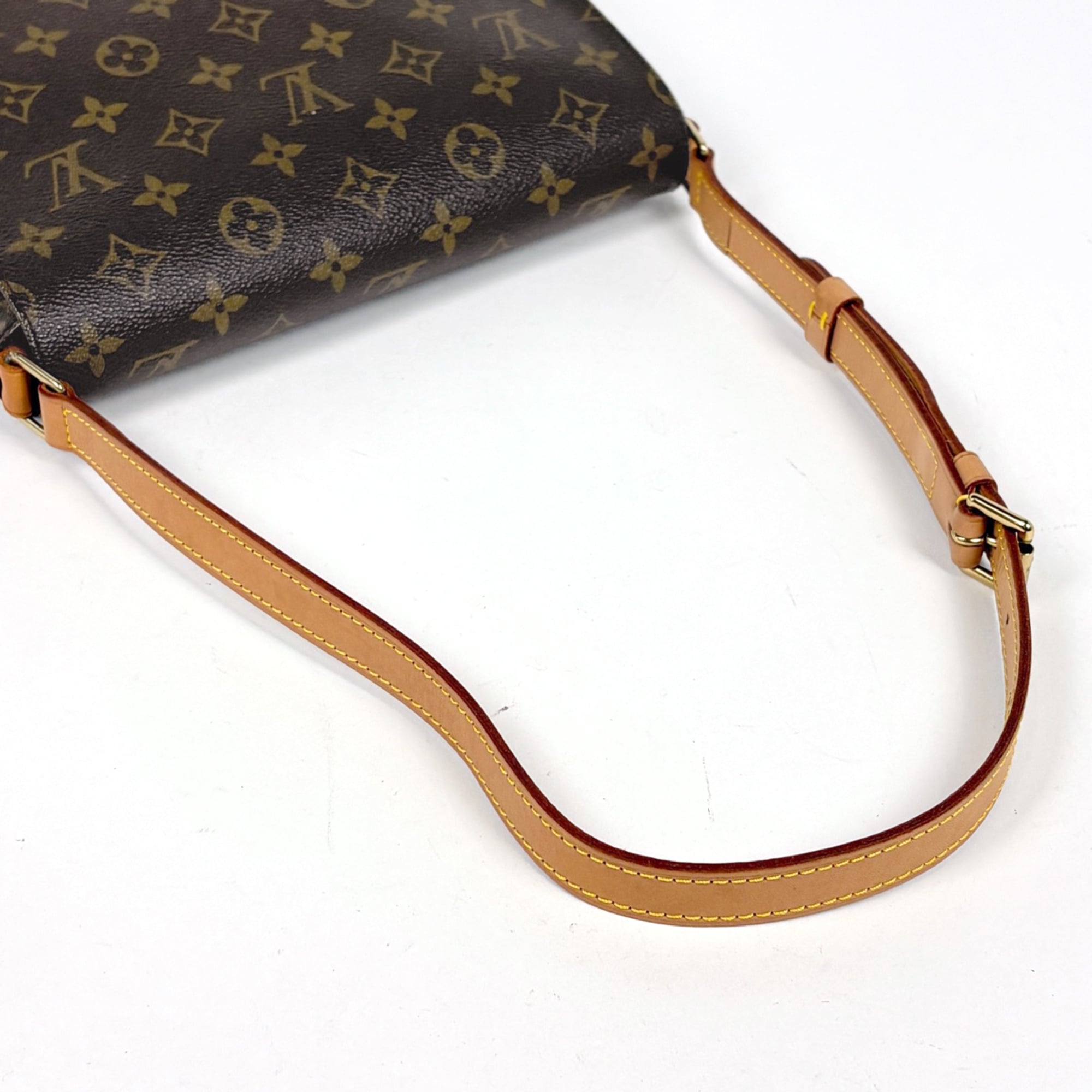 Louis Vuitton Brown Monogram Shoulder Bag (Pre-Owned)