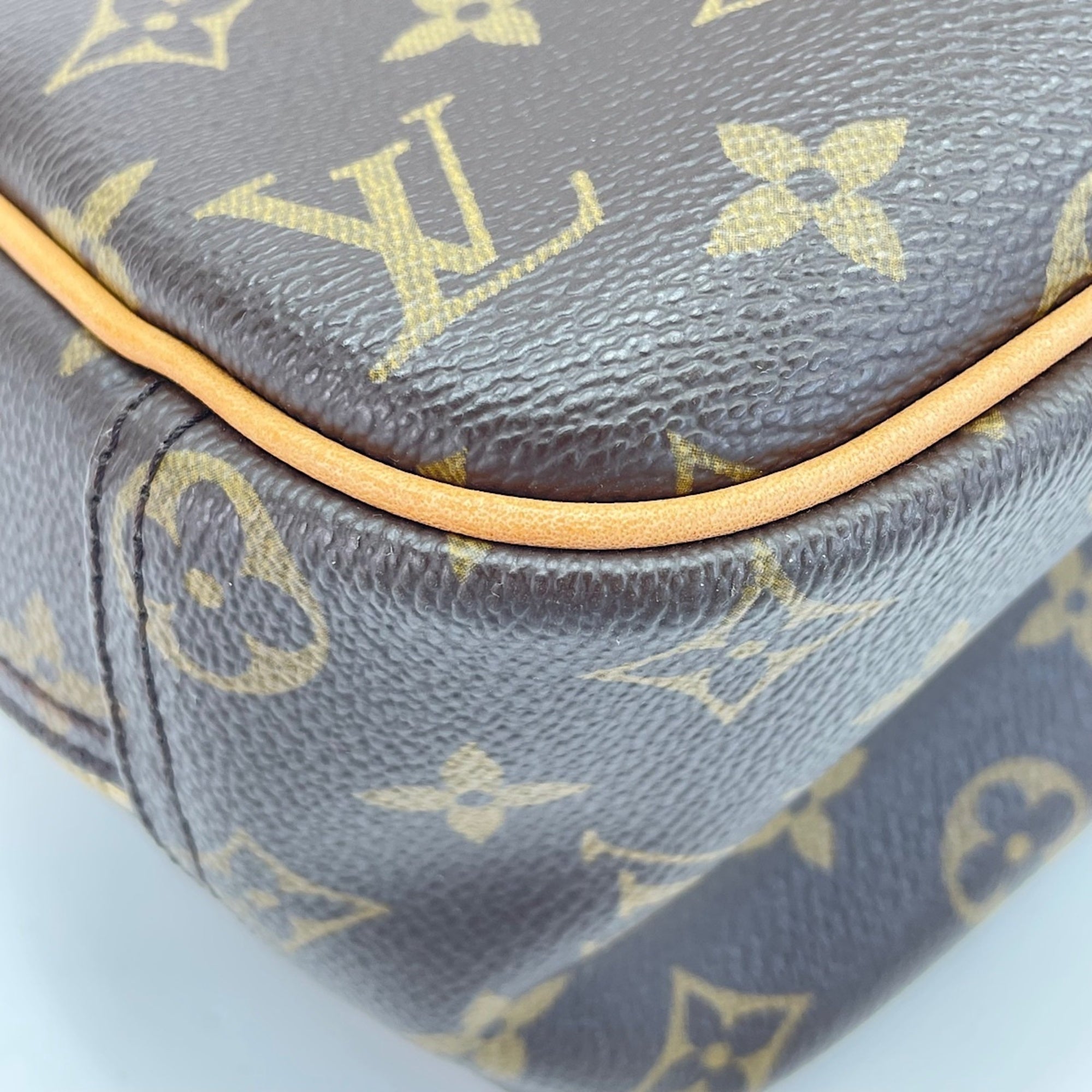 Louis Vuitton Monogram Brown Monogram Handbag (Pre-Owned)