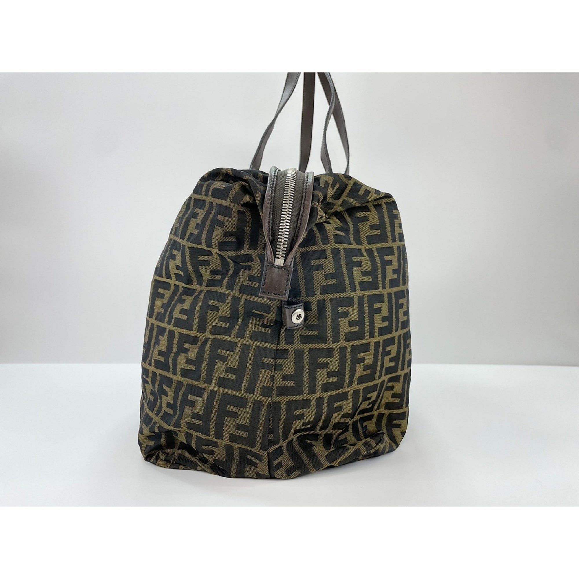 Fendi Brown Canvas Shoulder Bag (Pre-Owned)