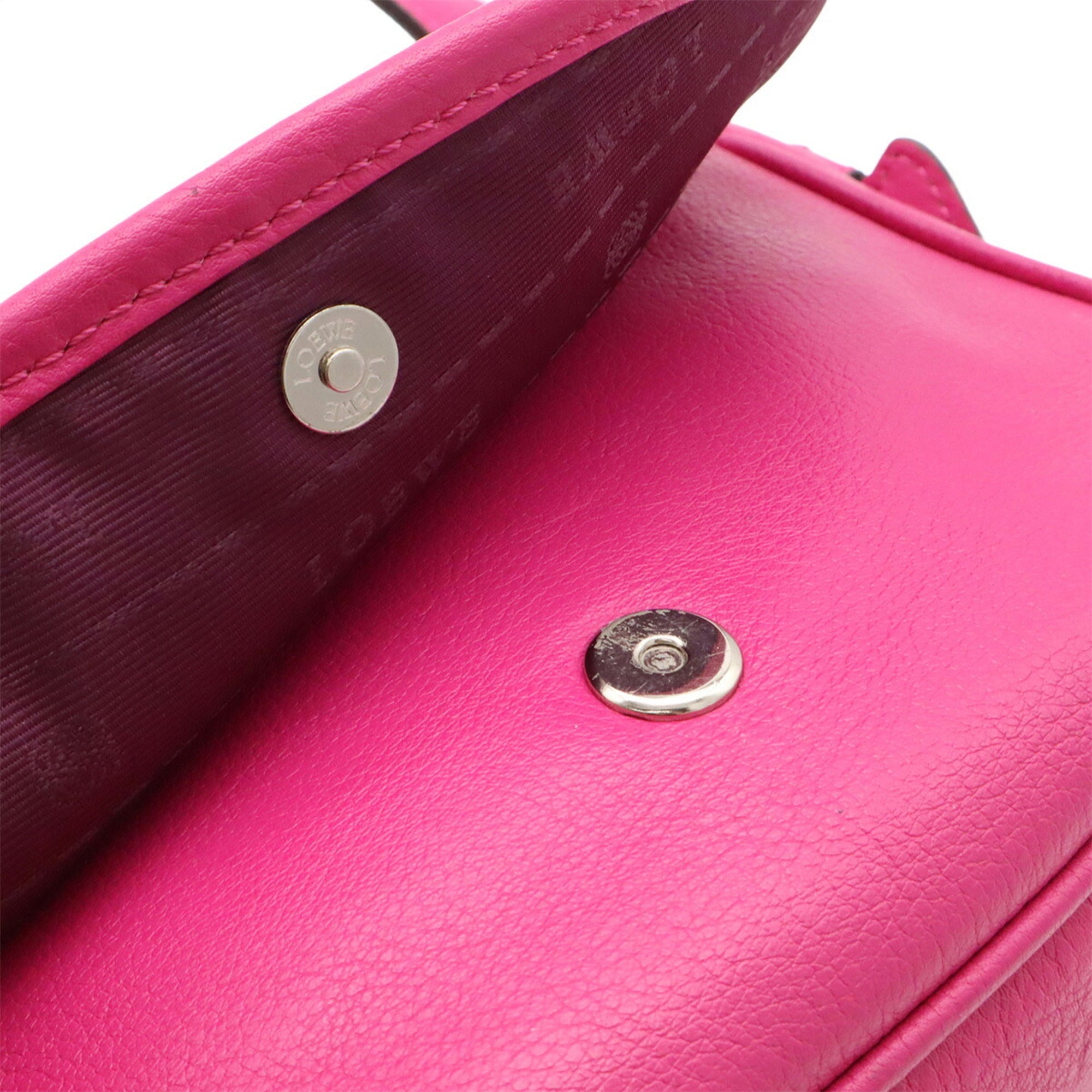 Loewe Pink Leather Pochette Shoulder Bag (Pre-Owned)