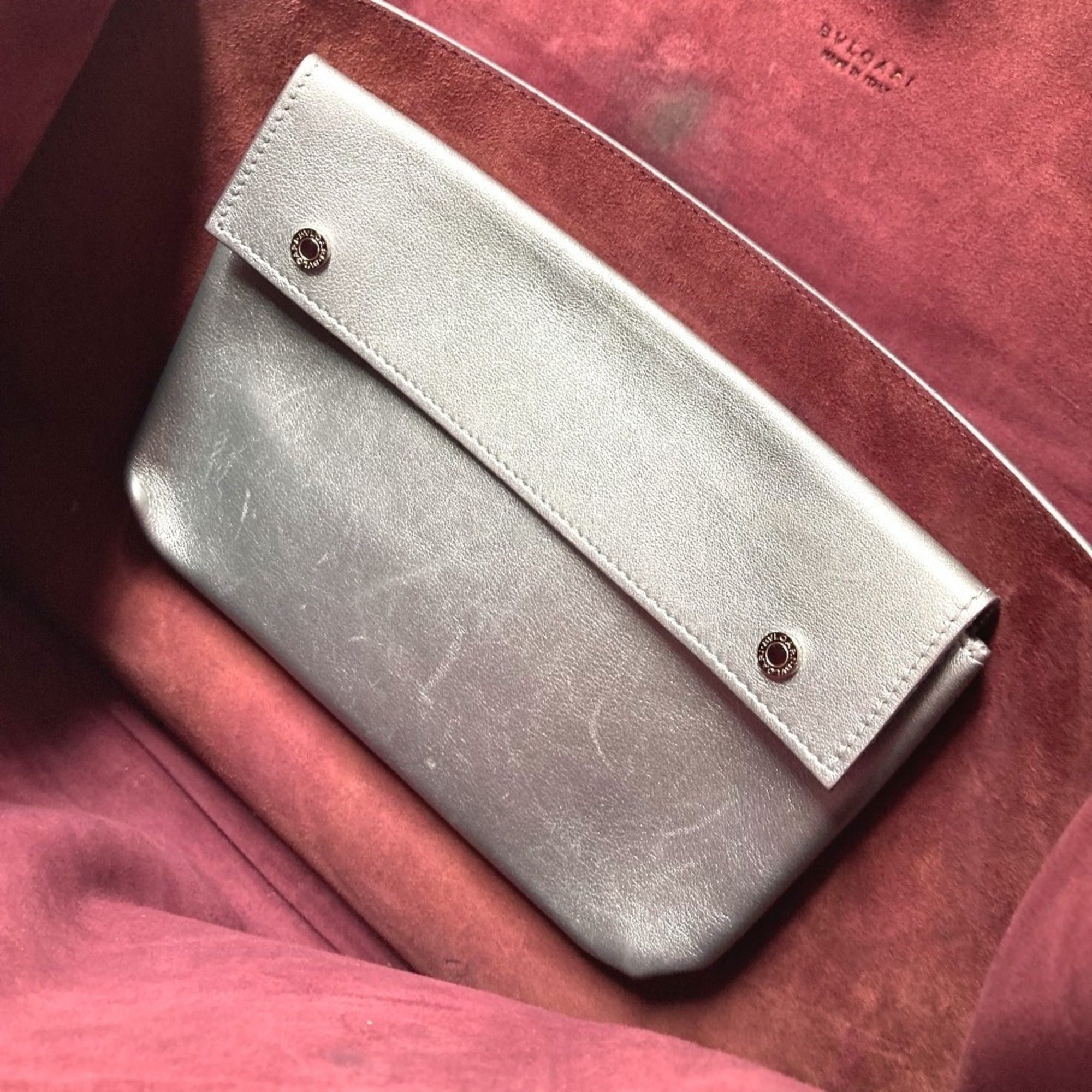 Bvlgari Silver Leather Shoulder Bag Tote Bag (Pre-Owned)