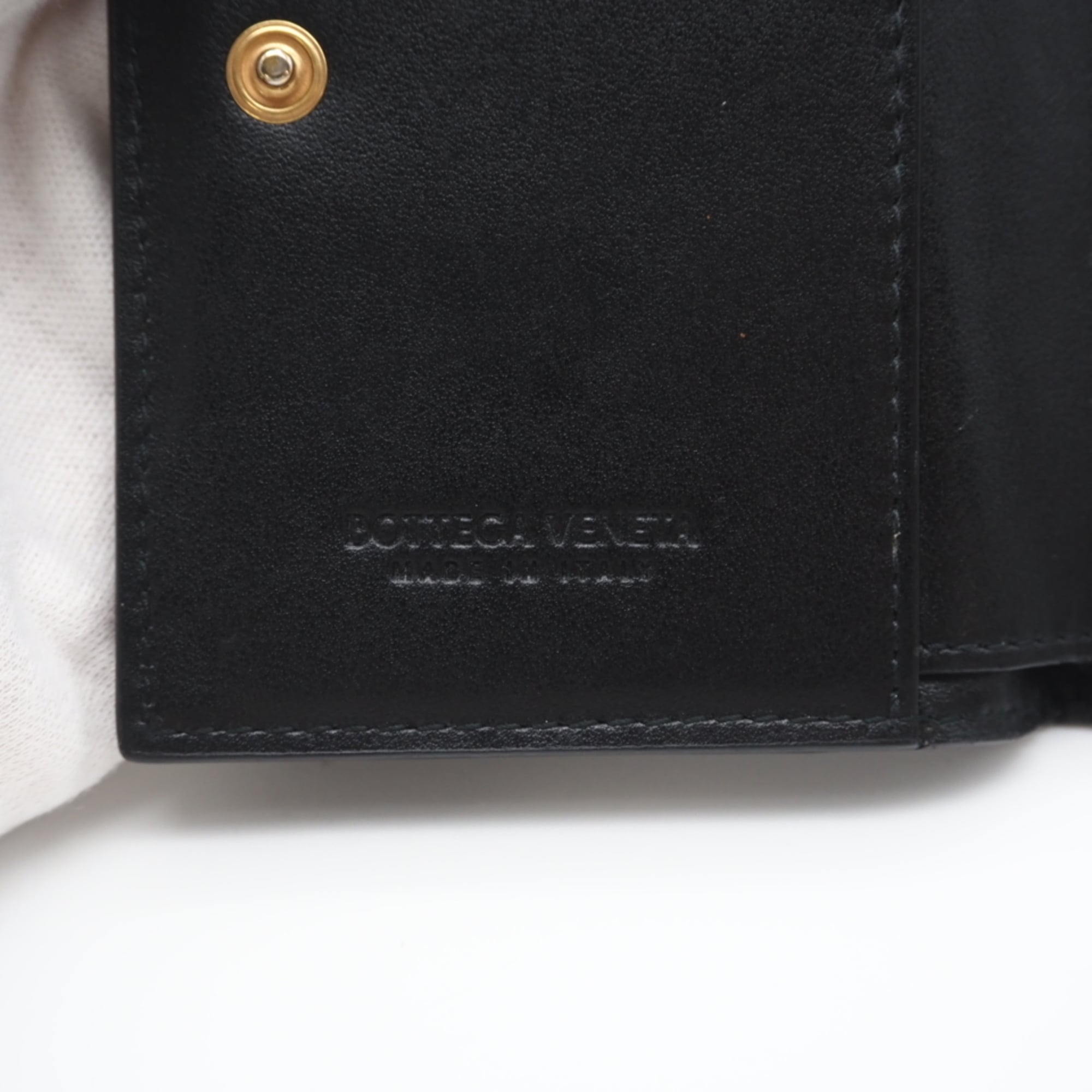 Bottega Veneta Intrecciato Black Leather Wallet (Bi-Fold) (Pre-Owned)