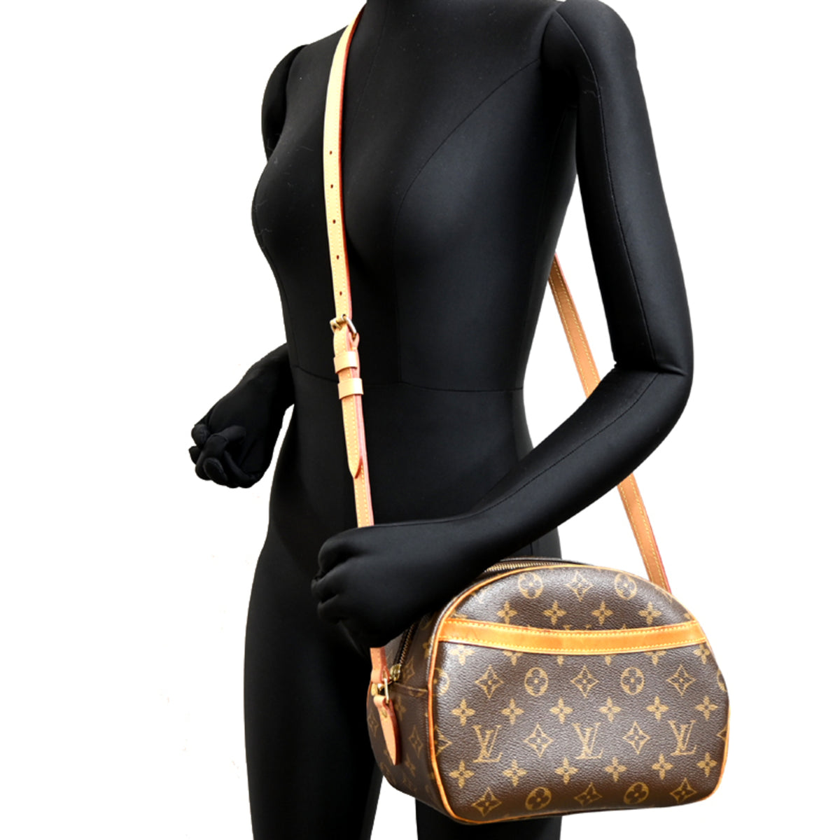 Louis Vuitton Brown Monogram Shoulder Bag (Pre-Owned)