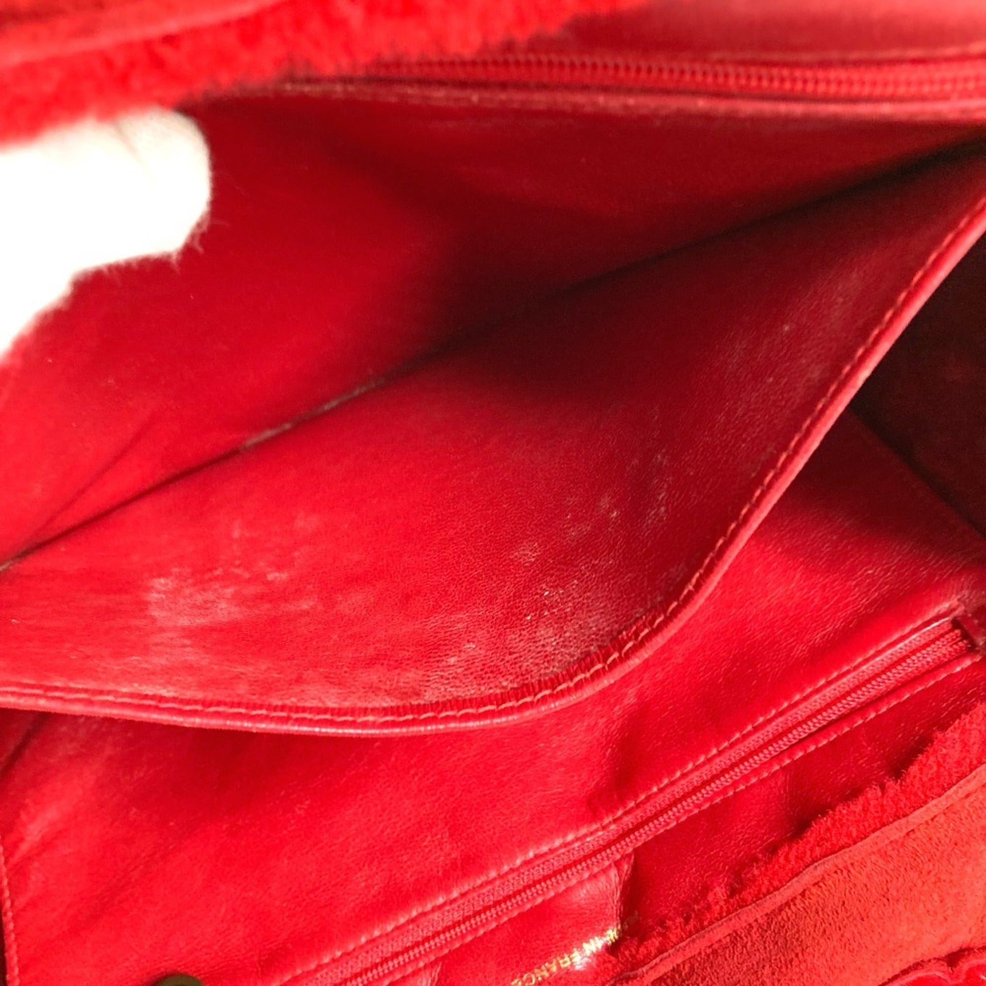 Chanel Red Color Fur Shoulder Bag Tote Bag (Pre-Owned)