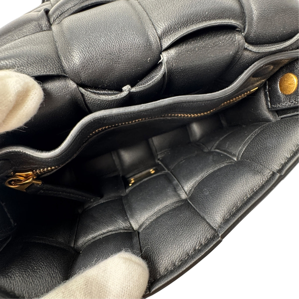 Bottega Veneta Black Leather Shoulder Bag (Pre-Owned)