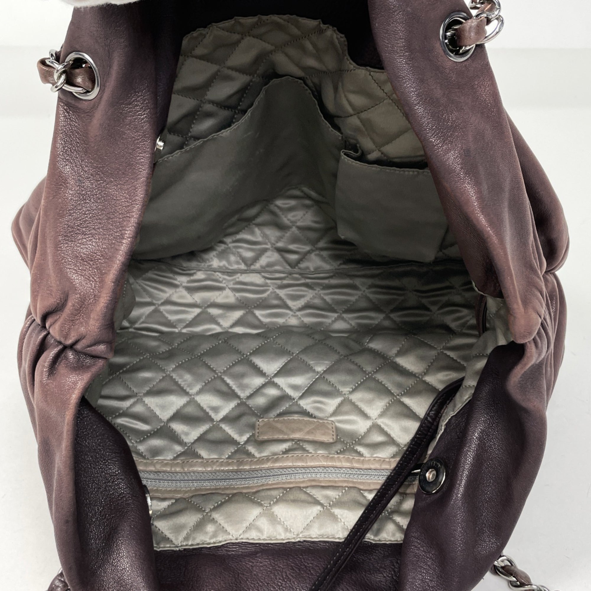Chanel Brown Leather Shoulder Bag Tote Bag (Pre-Owned)