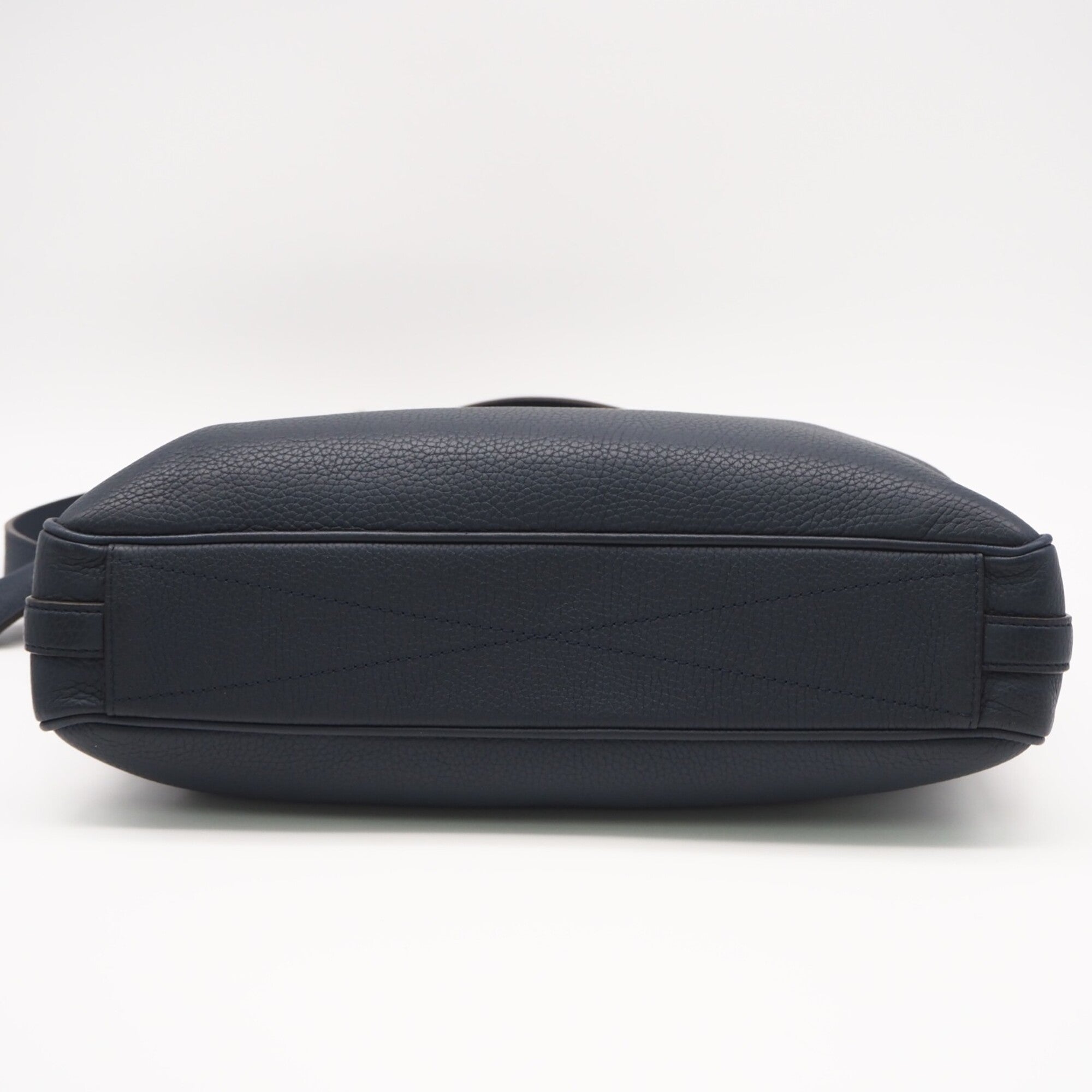Louis Vuitton Navy Leather Briefcase (Pre-Owned)