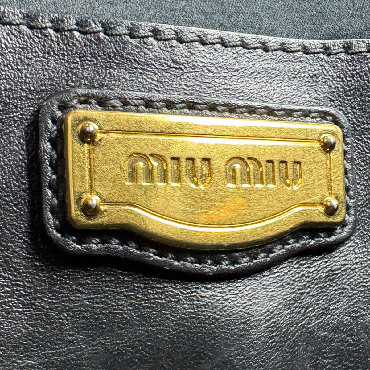 Miu Miu Black Leather Shoulder Bag (Pre-Owned)